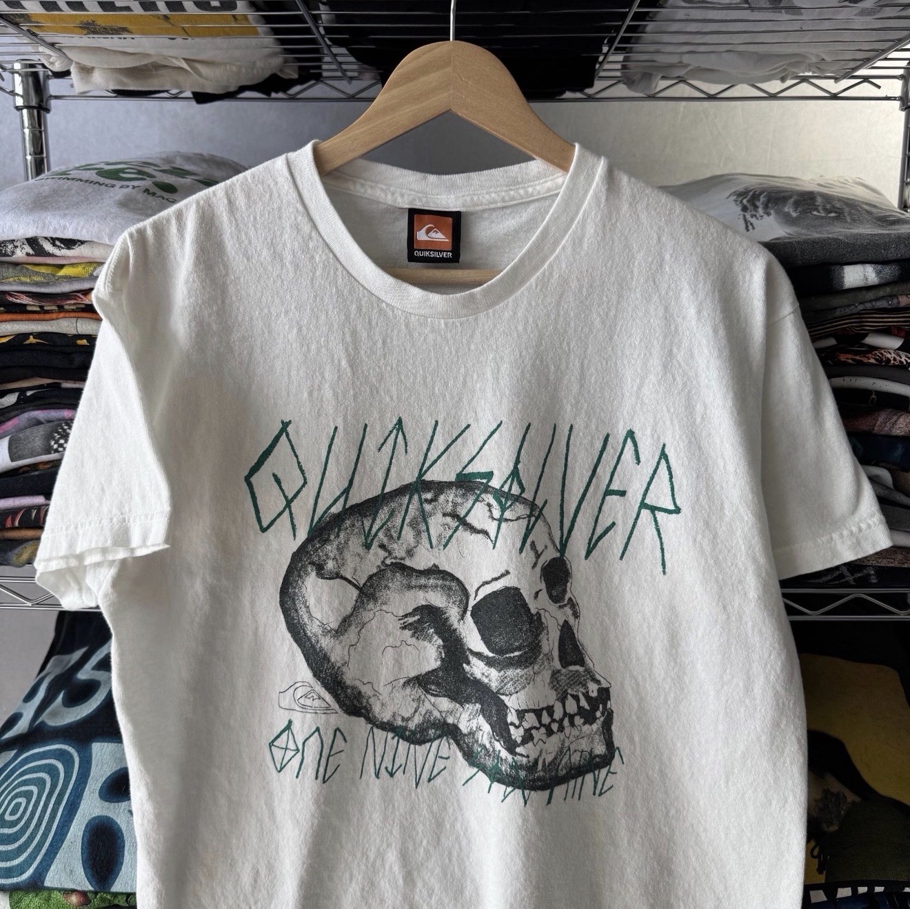 Quiksilver Y2K White Skull one nine six nine Size M