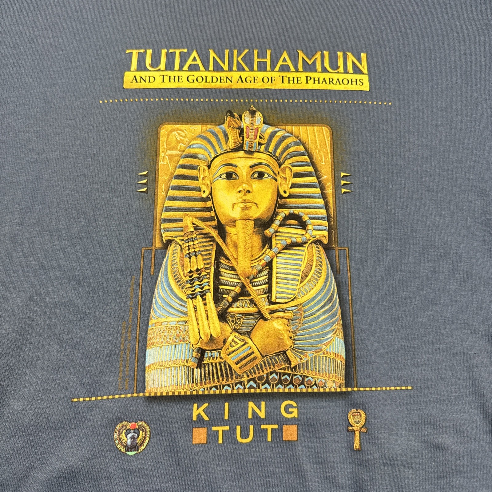 Y2K 00s King Tut Tutankhamun And The Golden Age Of The Pharaohs T-Shirt Size L