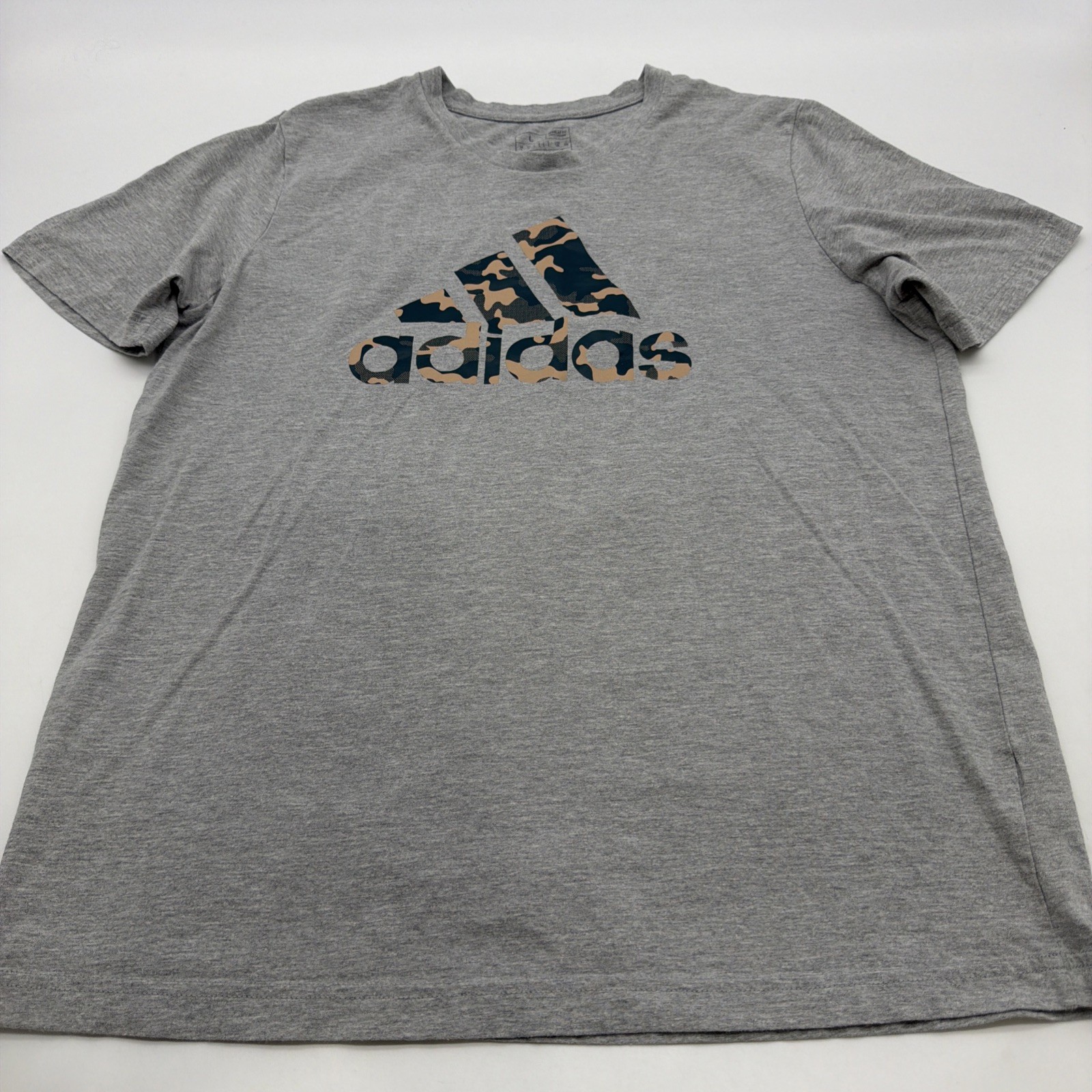 Adidas T-shirt Men L Gray Graphic Print Logo Camo.#48133