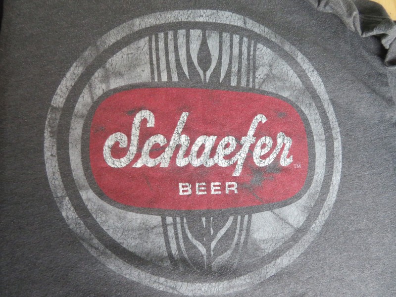 New Vintage Look Retro Schaefer Beer Gray Large T-shirt