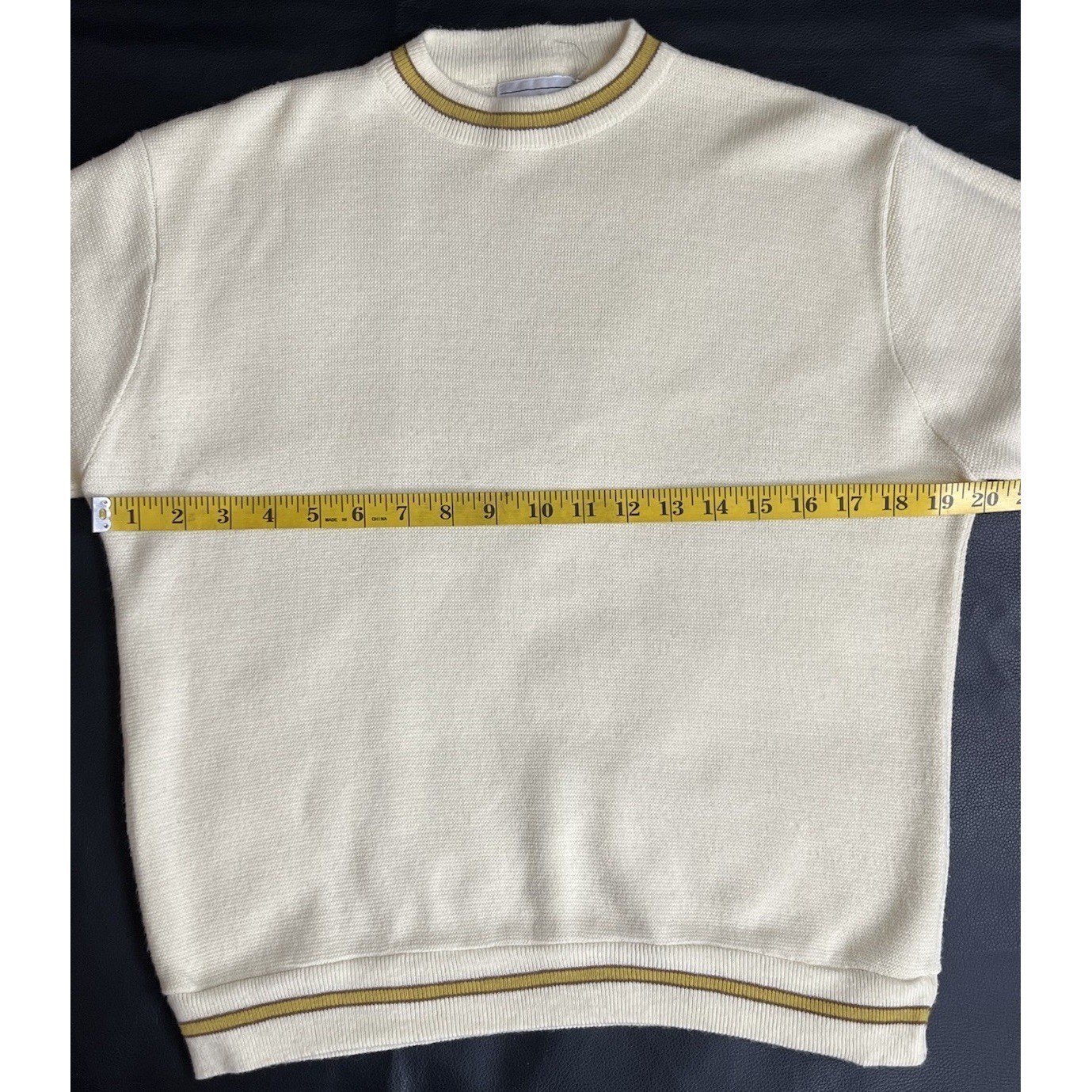 Vintage 60s 70s Donmoor Sweater Boys 20 Men Small Pale Yellow Orlon Acrylic USA