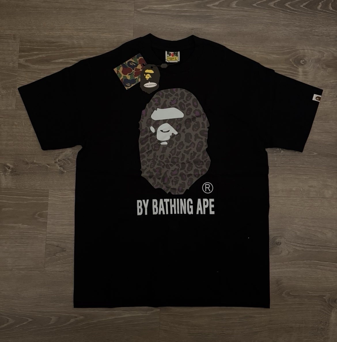 A Bathing Ape BAPE Men’s L Black Cotton Ape Head Logo Graphic Crew Tee