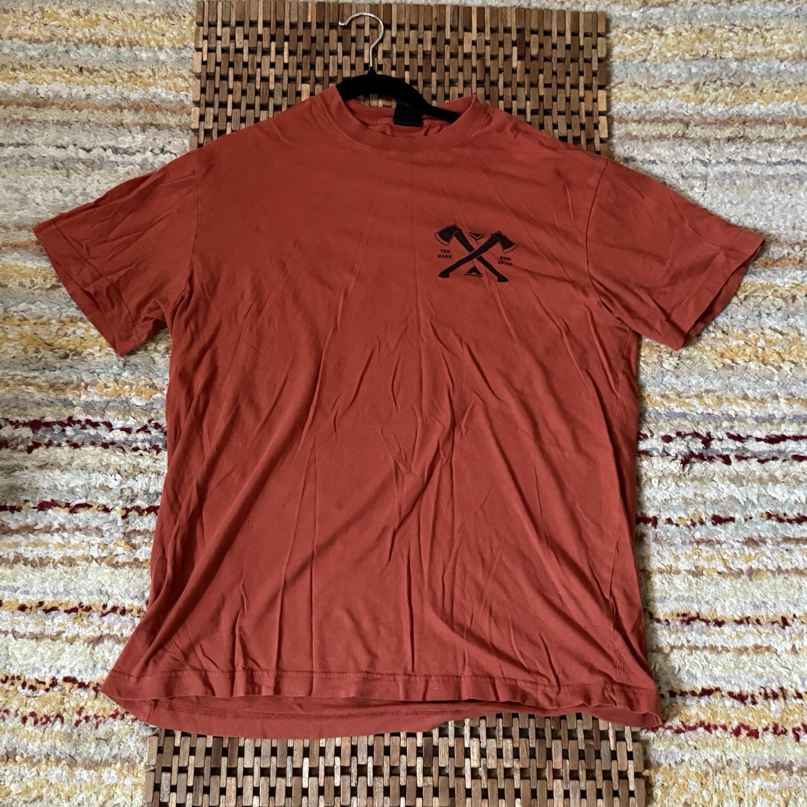 CC Filson Lumberjack Axe T Shirt Tee Crew Neck Rust Red Men’s Size Medium M