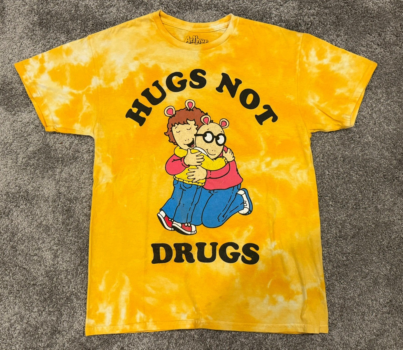 Vintage Y2K Arthur And Buster Bunny Hugs Not Drugs 2001 Marc Brown T-Shirt M