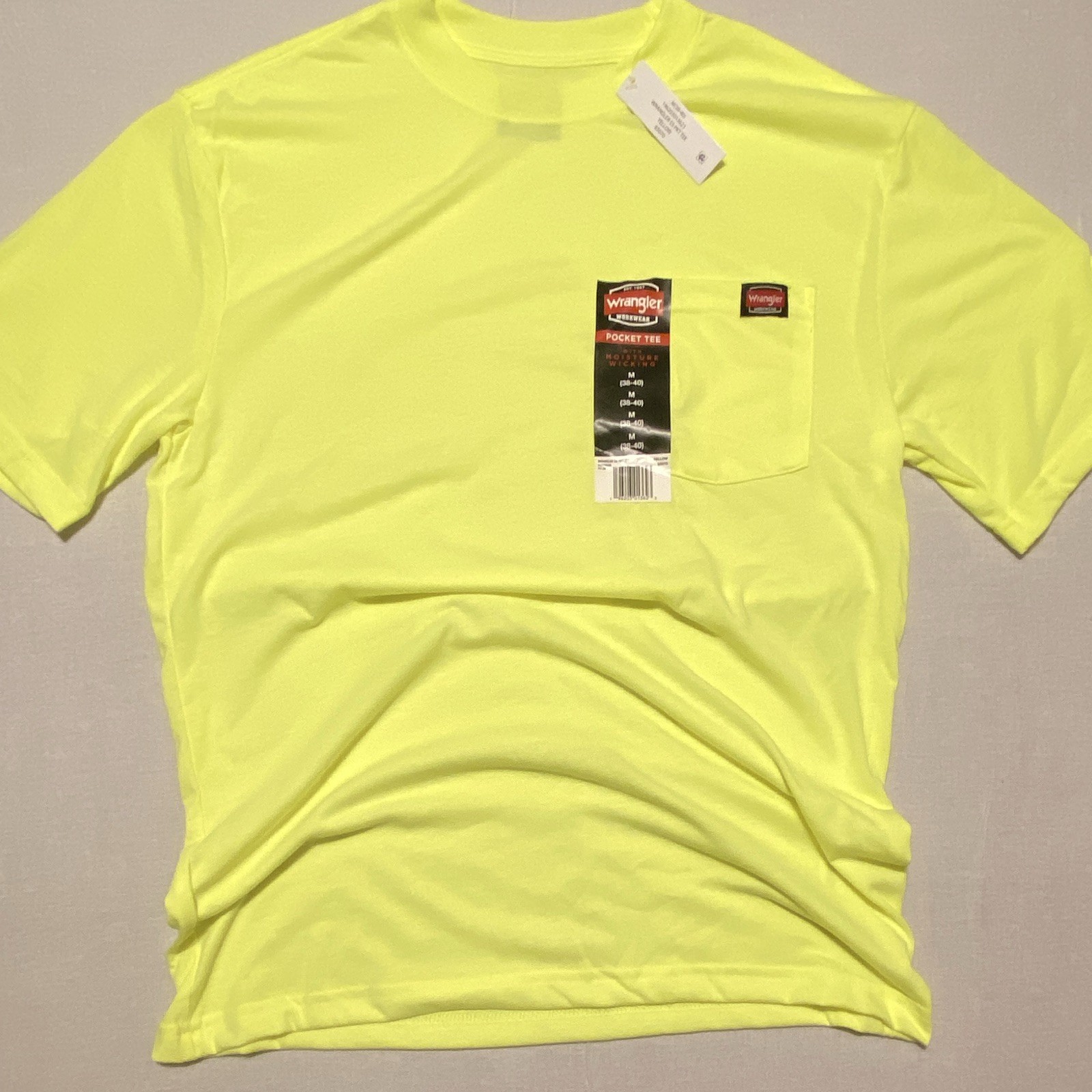Wrangler Workwear Pocket Tee Men’s M Yellow Moisture Wicking Crew Neck T-Shirt