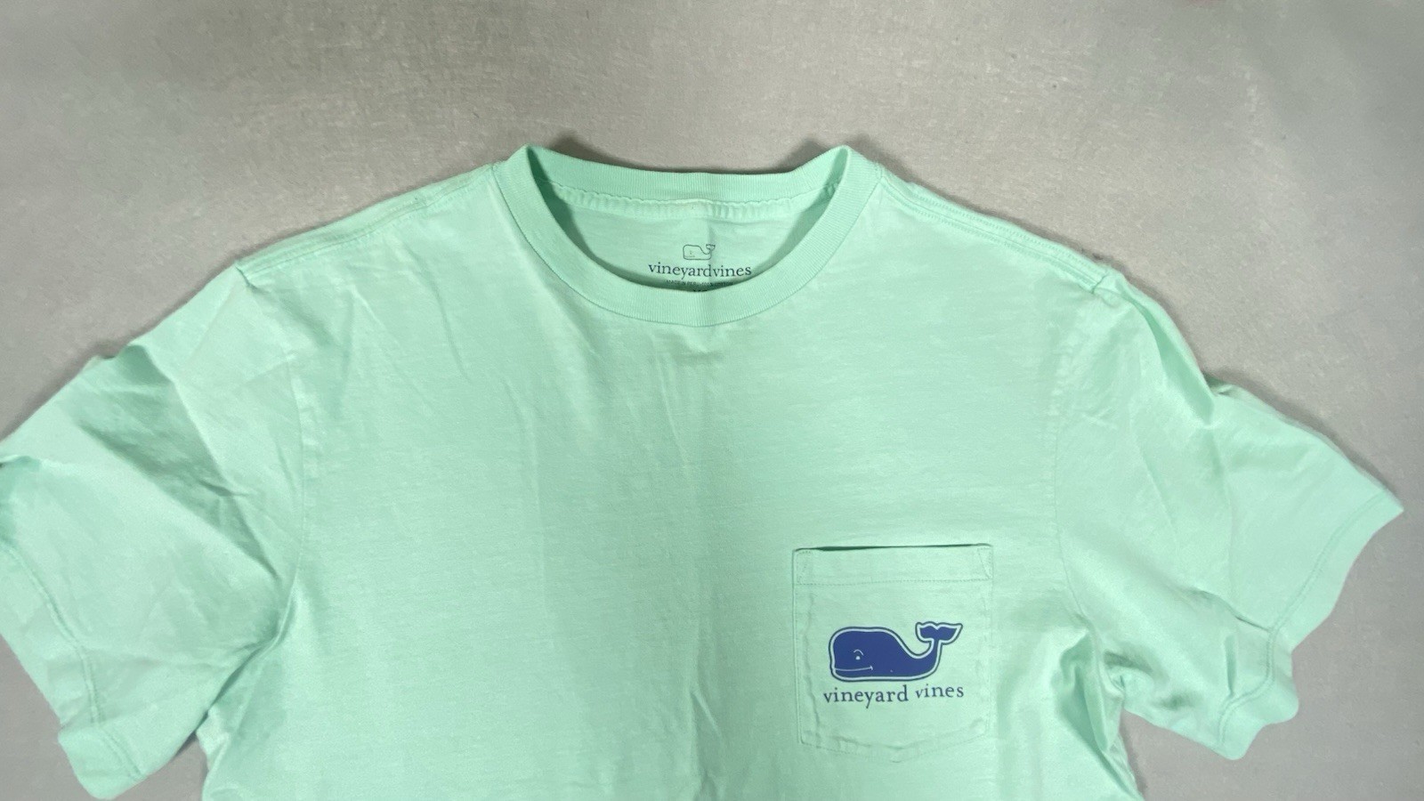 Vineyard Vines Shirt Mens XS Mint Green Whale Pocket Graphic Tee Preppy