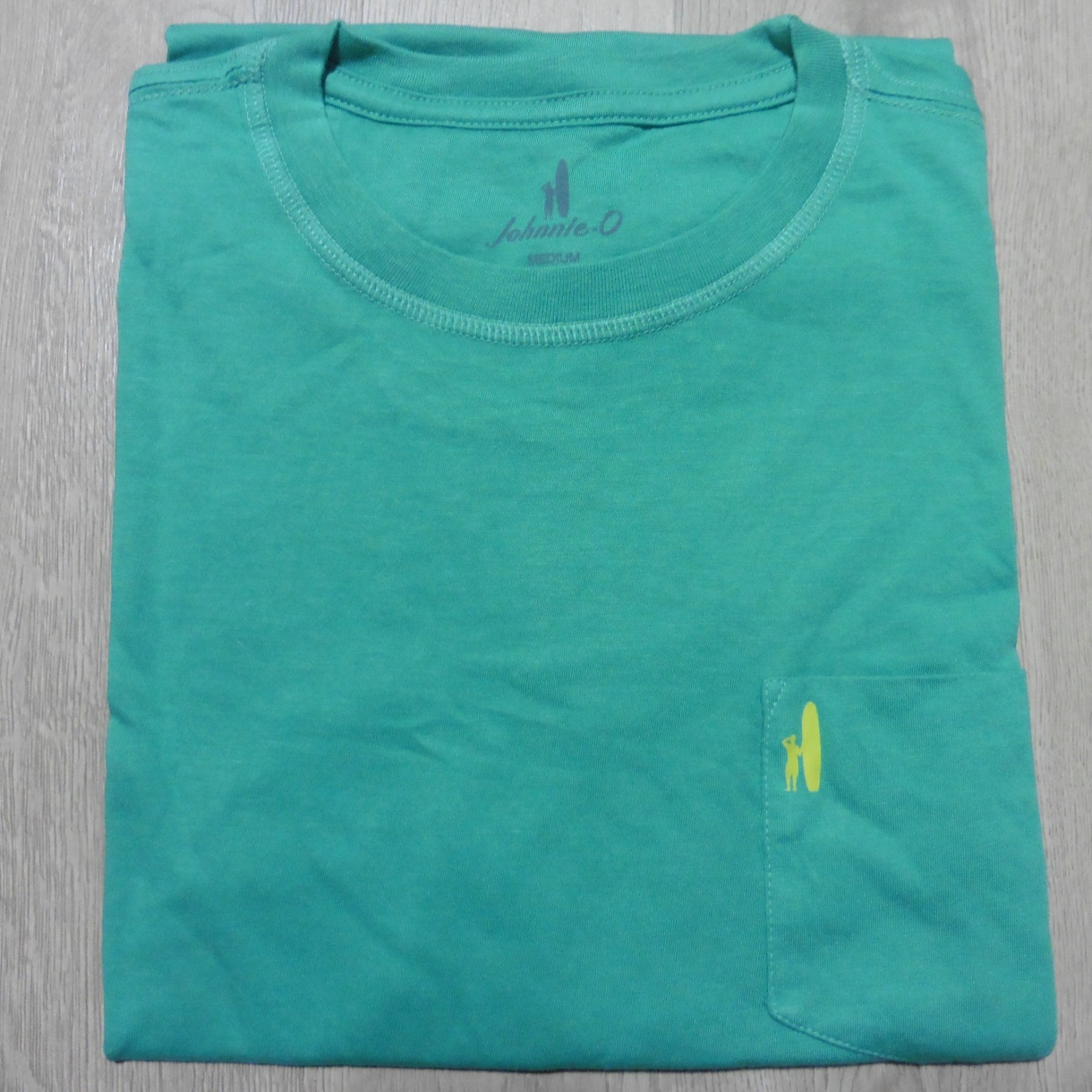 JOHNNIE O Mens M MEDIUM T SHIRT VINTAGE WAVE SEAGLASS SHORT SLEEVE GOLF SURFER