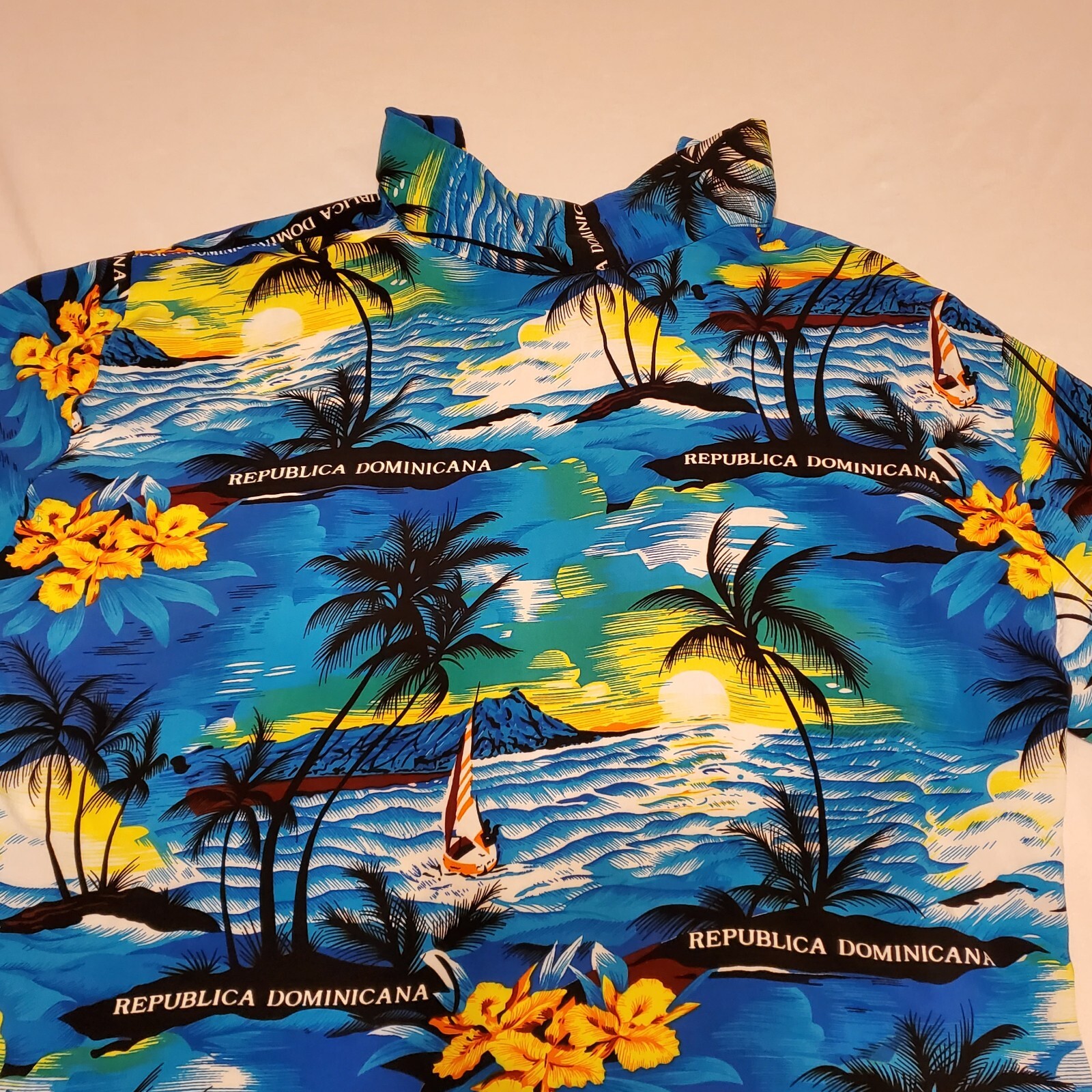 Dominican Caribbean Tropical Button Palm Tree Island Floral Shirt Yellow & Blue
