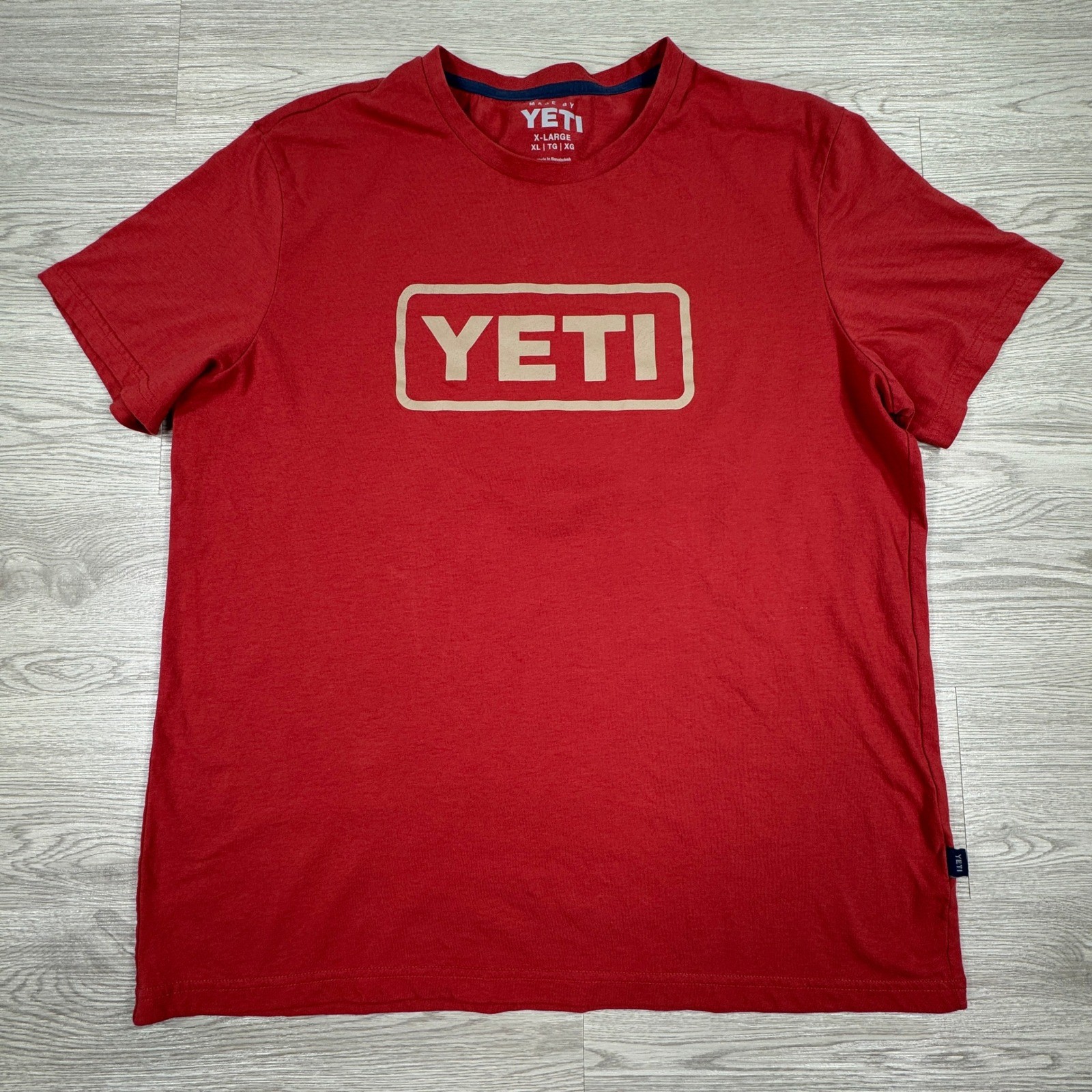 Yeti Men’s T-Shirt Box Logo Short Sleeve Red XL Graphic Tee Outdoor Casual