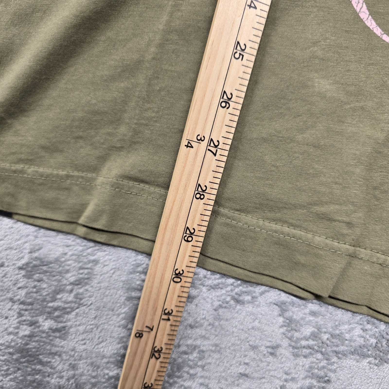 Tenaciti Studios T-Shirt Mens L Green Graphic Logo Crew Neck Short Sleeve NWT