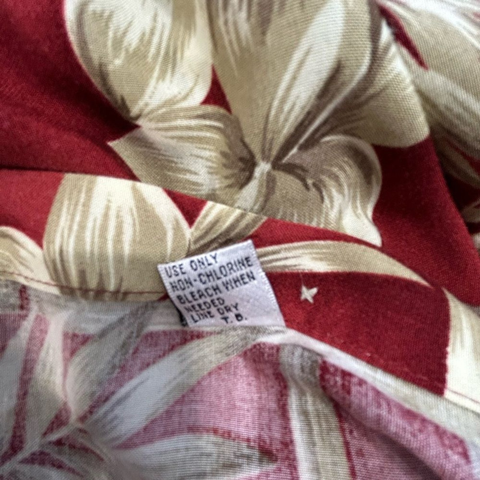 Pierre Cardin Casual floral. Red and Cream Button Down Shirt. 100% Rayon .