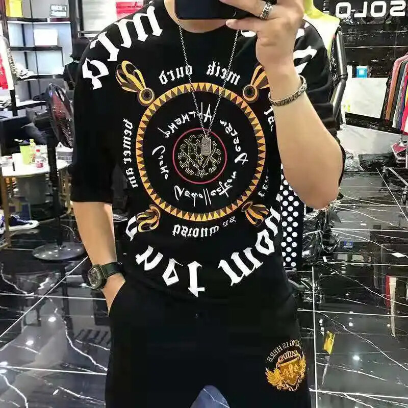 New Men Luxury Rhinestones Fashion Black Half-Sleeved T-Shirt High Quality