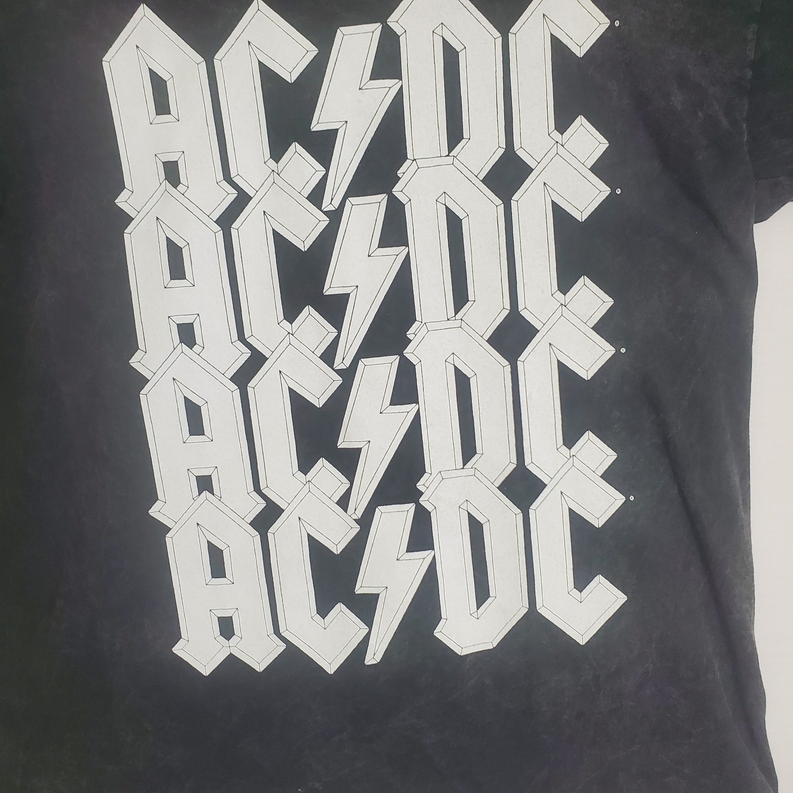 AC/DC Rock Band Retro Vintage distressed Look Graphic Black T-Shirt Tee Large