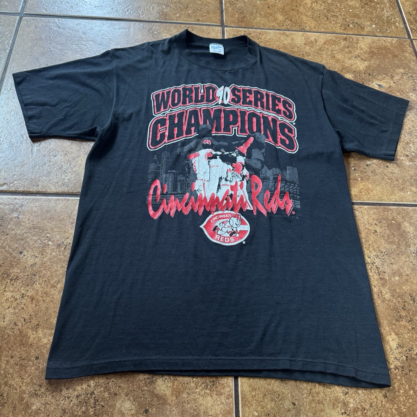 Vintage Cincinnati Reds 1990 World Series Champions T Shirt – Size LG – Logo 7