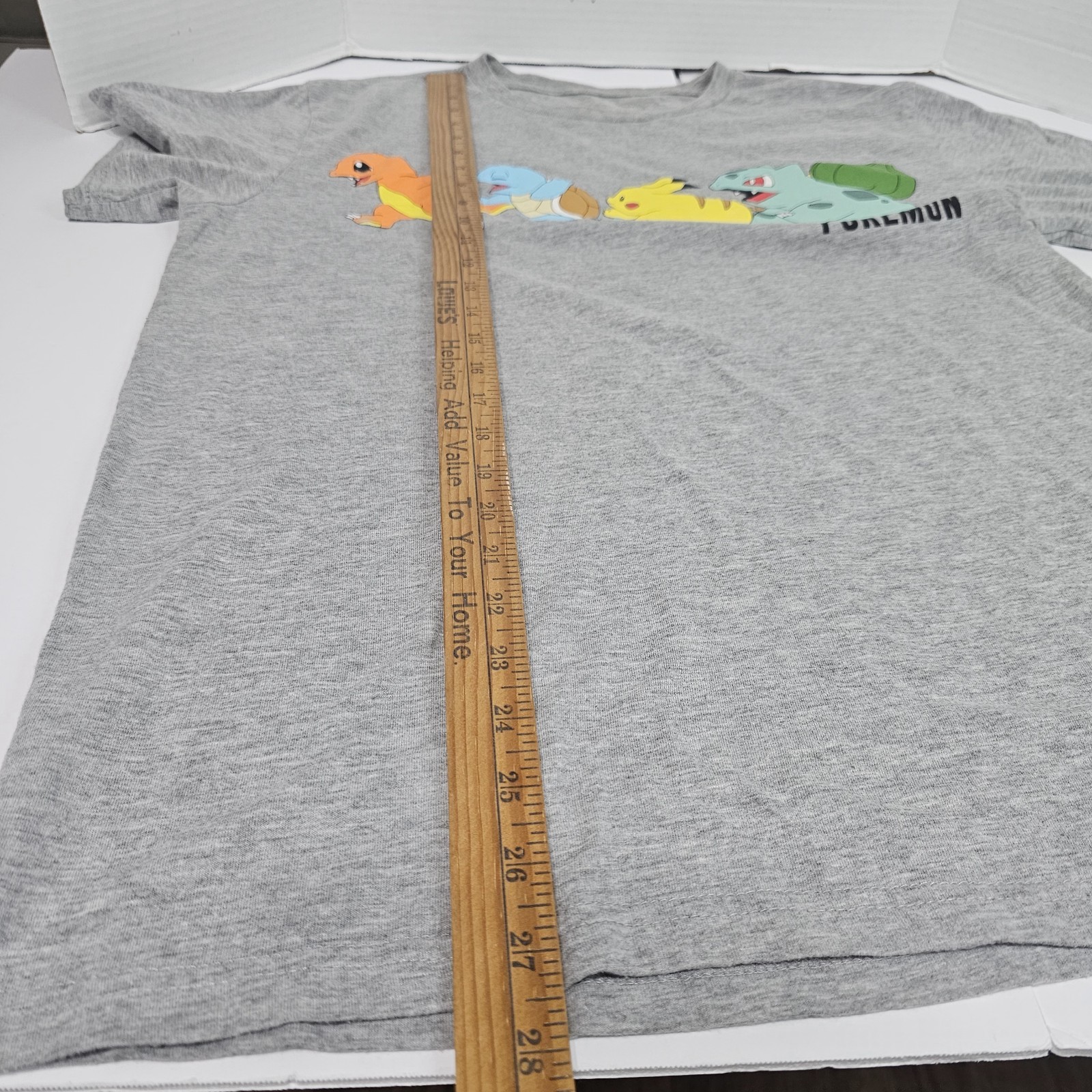 Pokémon T-Shirt Adults L Gray Graphic Pikachu Charmander Print See Measurements