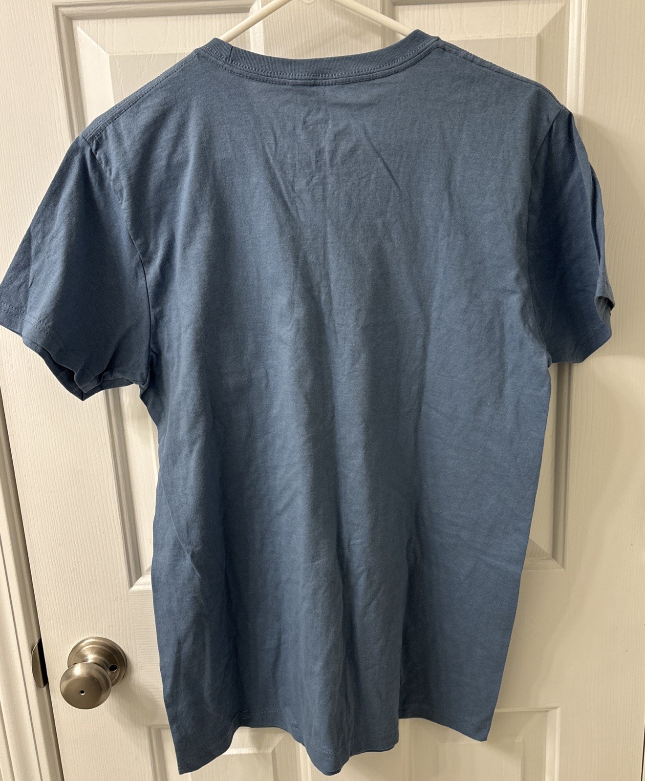 Disneyland Resort Graphic T-Shirt Mens M Medium Blue Happiest Place on Earth