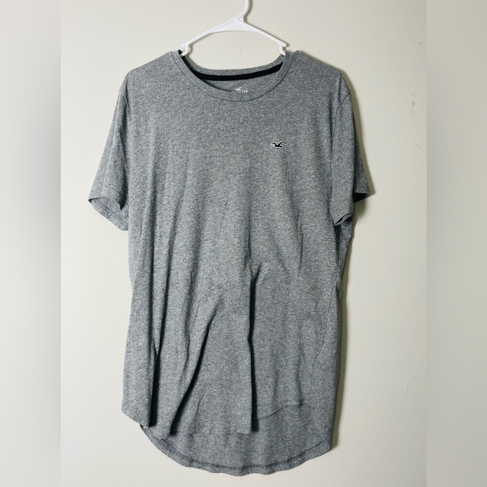Hollister Shirt Men’s Large Gray Curved Hem Casual Outdoorsy Minimalist Plain
