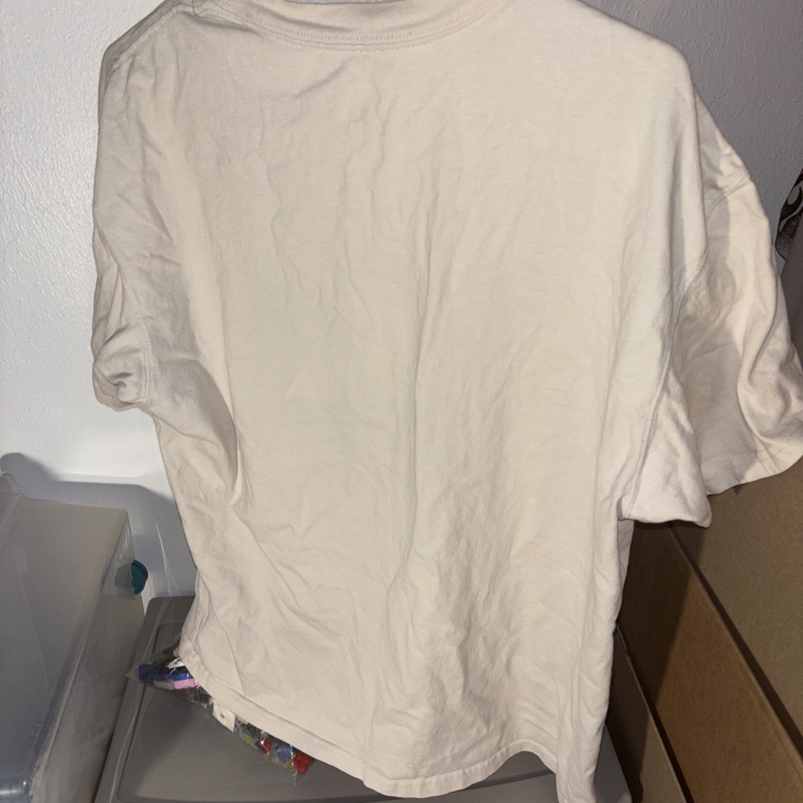 Nike Water, Fire, Earth Light Bone Graphic T Shirt FB9813-072 size Large