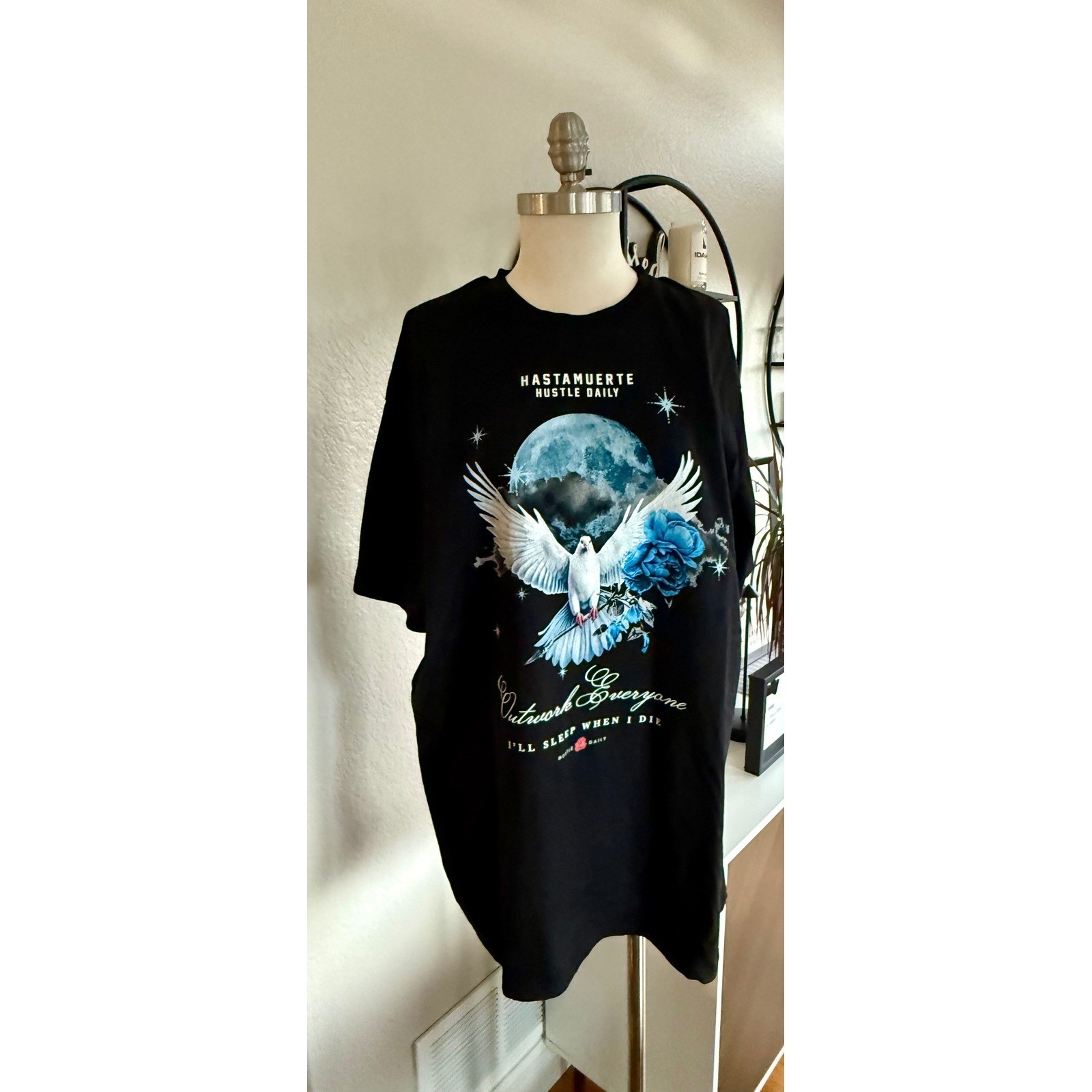 Hasta Muerte Hustle Daily Outwork Everyone Graphic Tee Black XL Dove Rose Moon