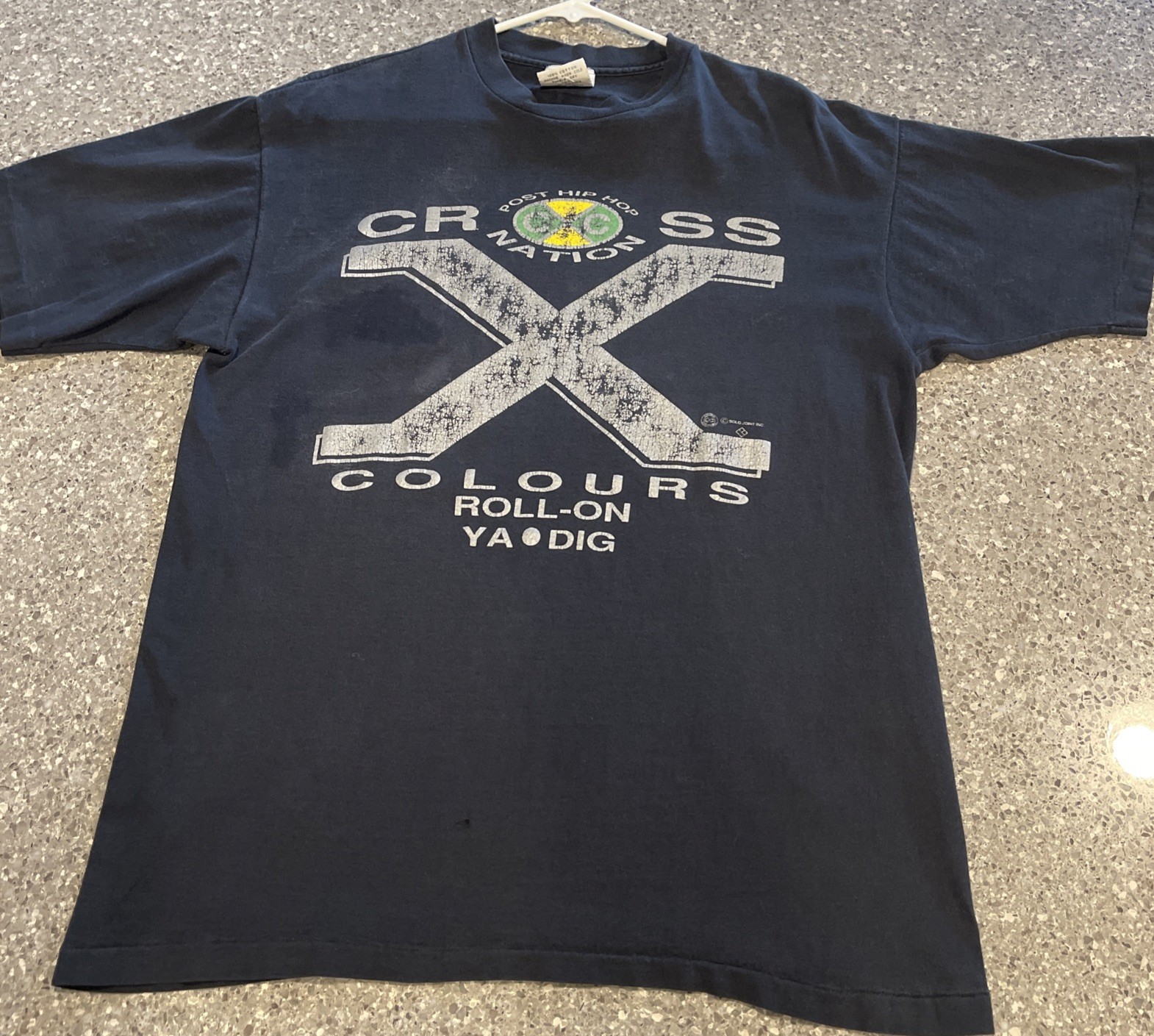 Vintage Cross Colours Shirt 90’s Single Stitch Black T-shirt Size M/L *See Pics*