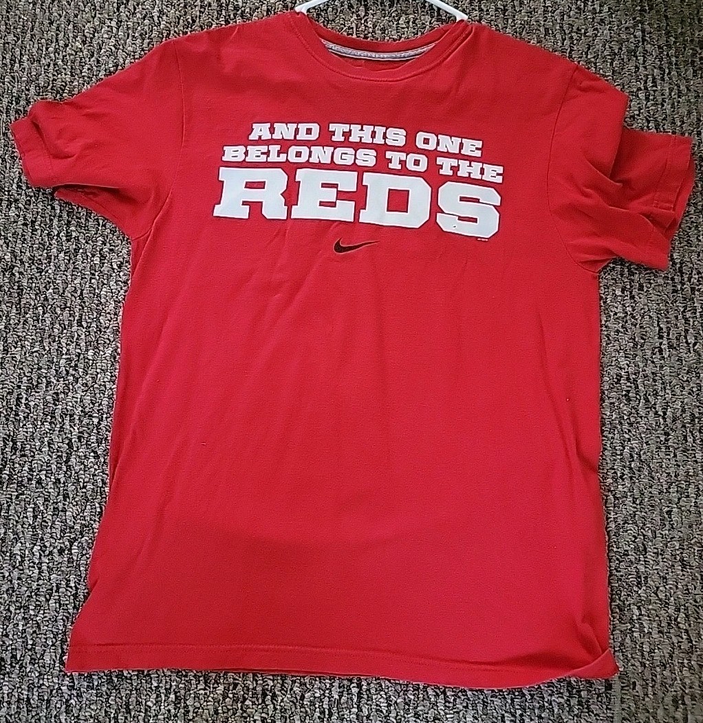 Nike Cincinnati Reds Red T-Shirt Size L And This One Belongs To The Reds MLB NL