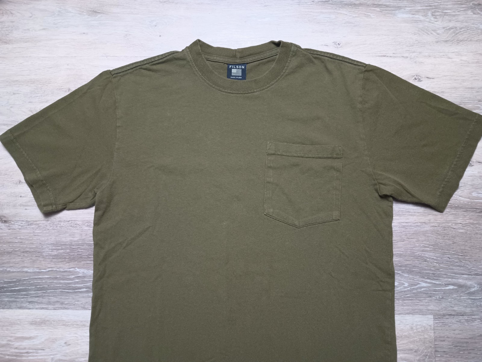 Filson Solid Pocket Tee T-Shirt Olive Men’s Size Small Made In USA outdoors EUC