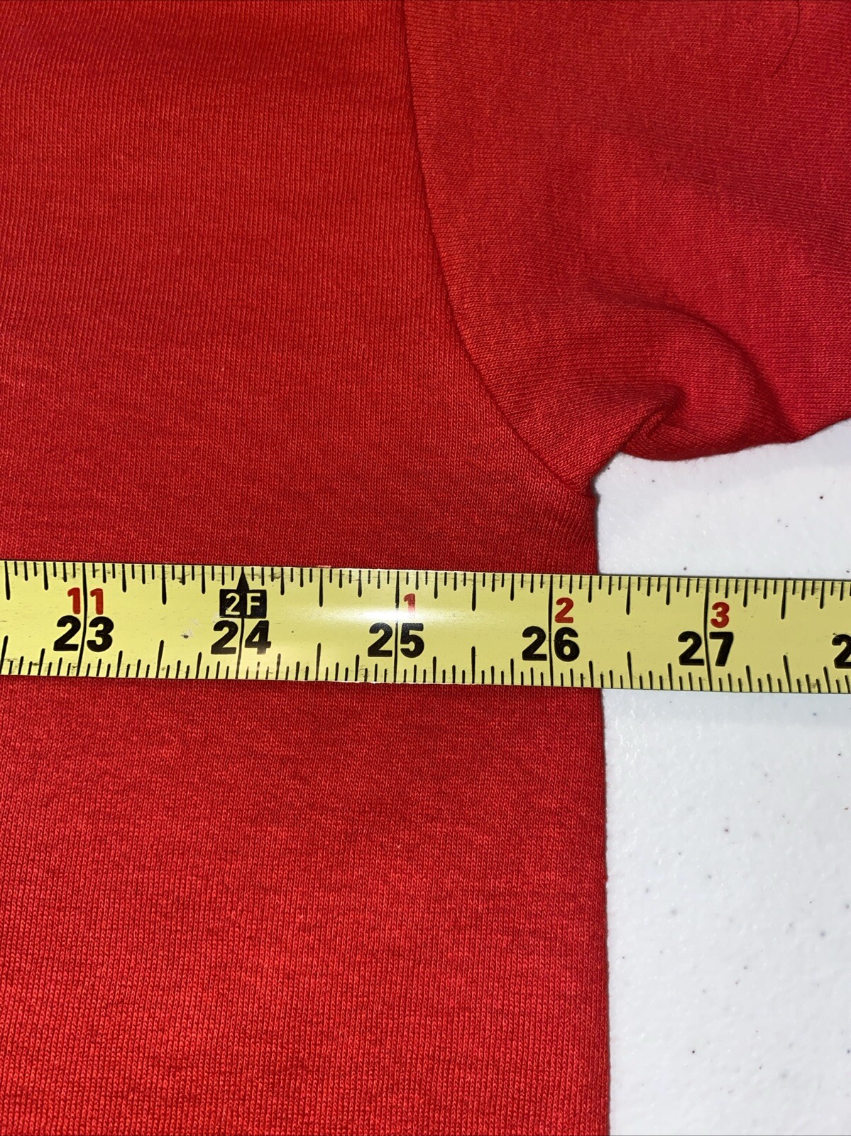 Cincinnati Reds Genuine Merchandise Red Tee Size 2XL Pit To Pit 26” L 31”