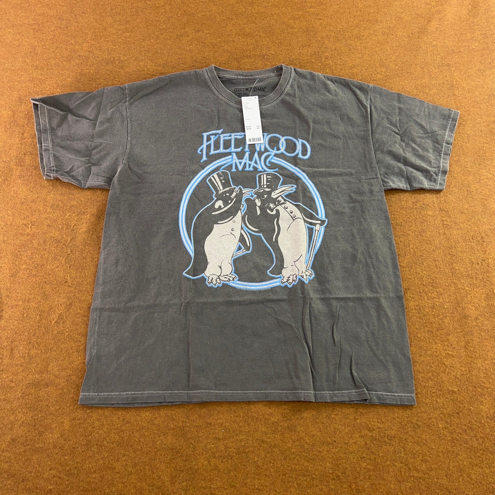 Fleetwood Mac Mens Large Carbon Gray Penguin Graphic T-Shirt NWT