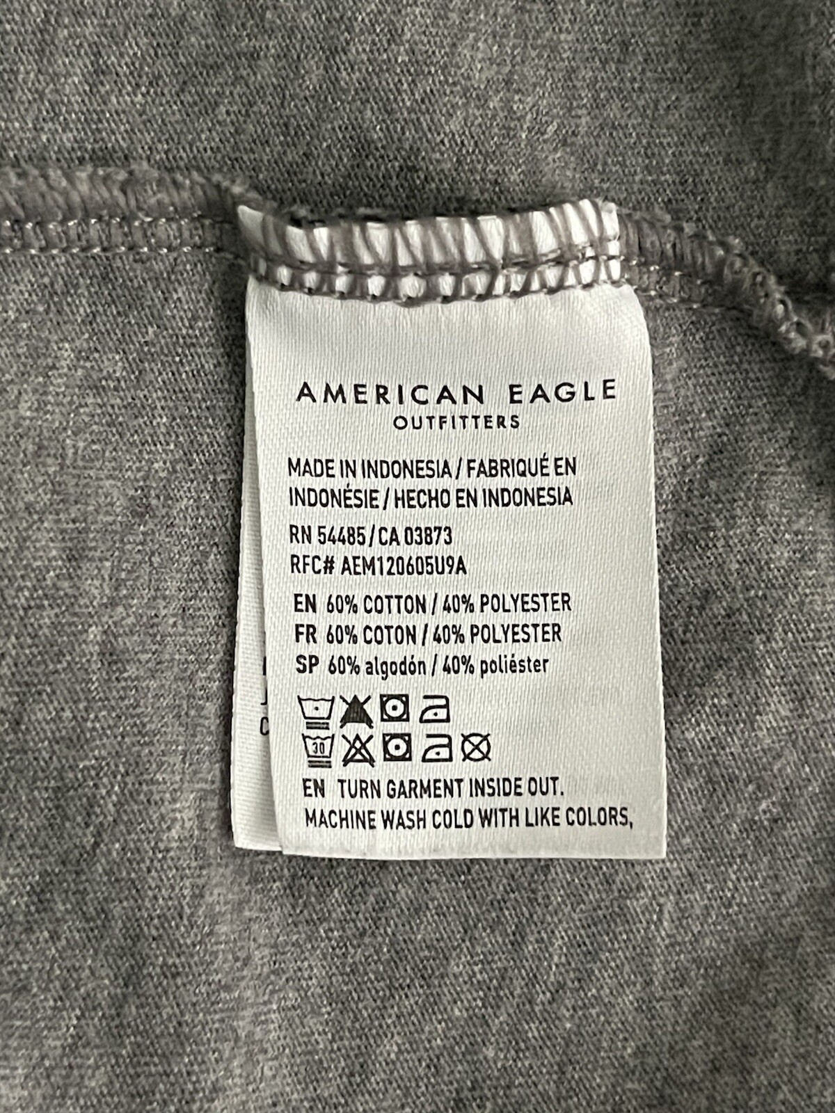 AMERICAN EAGLE. MEN’S Tshirt SMALL Gray Standard Fit NY/USALogo