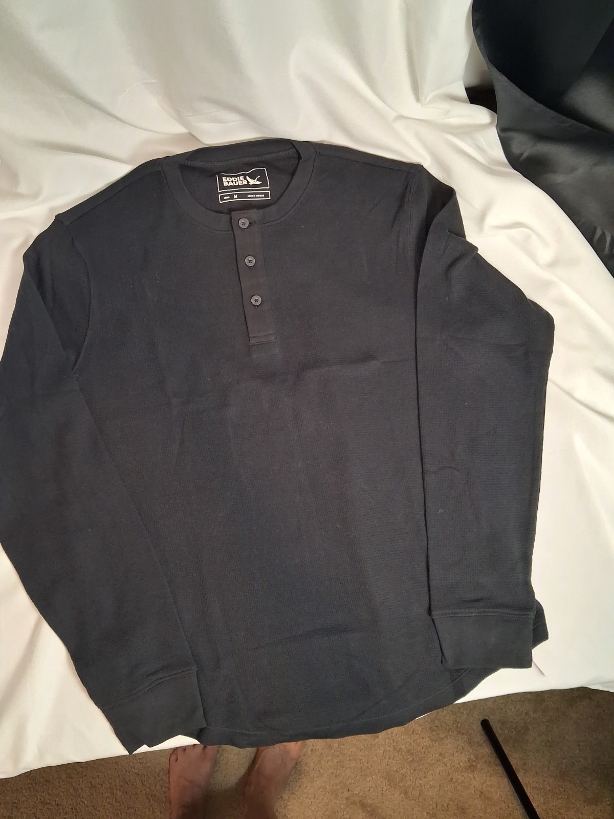 Eddie Bauer M/M Black Knit Shirt 60 Cotton 40 Poly, New with Tag 1041A2