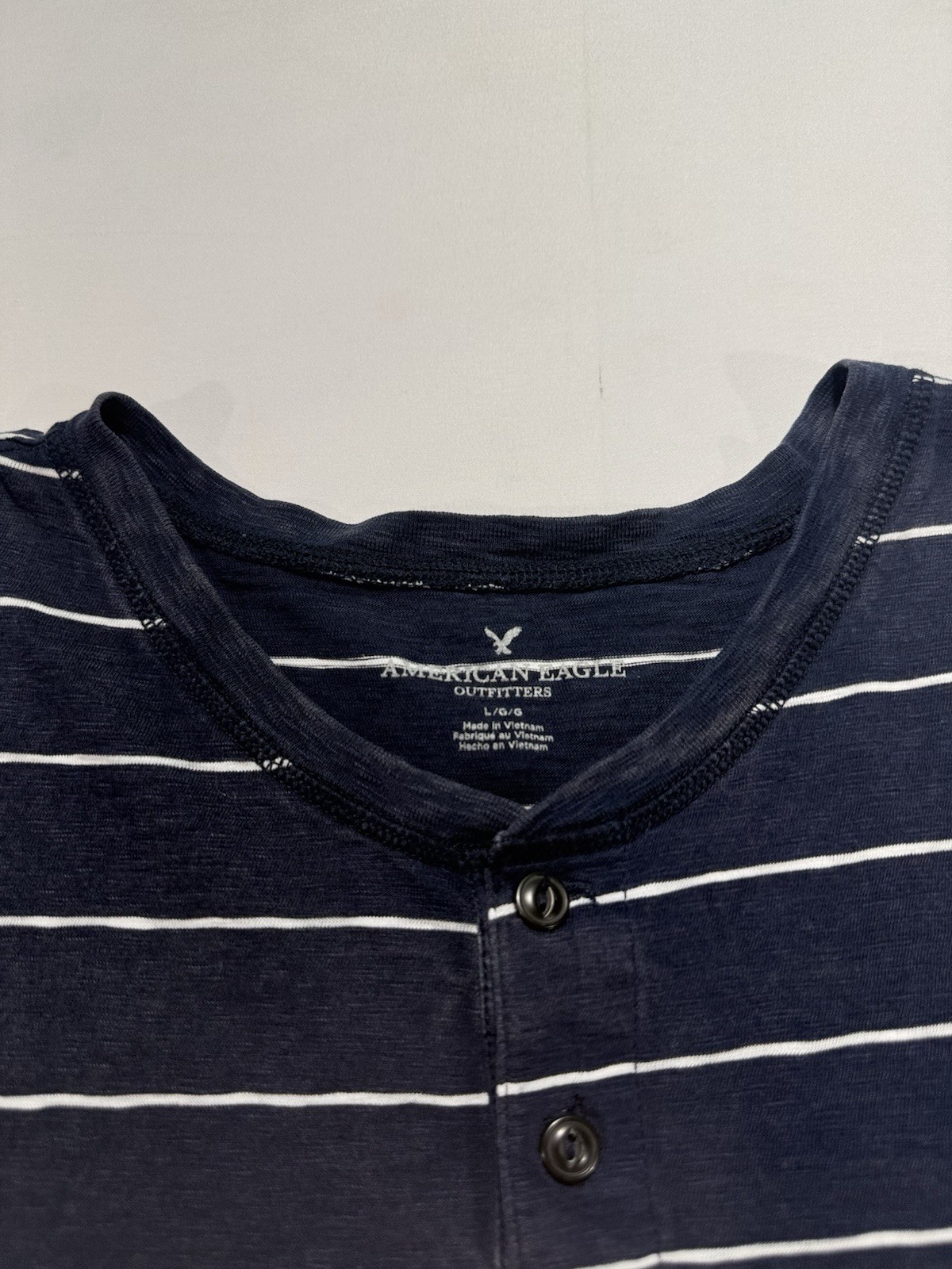 American Eagle Men’s Super Soft Striped Henley Tee Blue Size Large