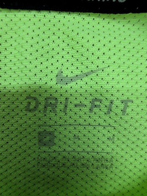 Nike Mens Green Dri-FIT Short Sleeve T-Shirt Regular Polyester Crewneck