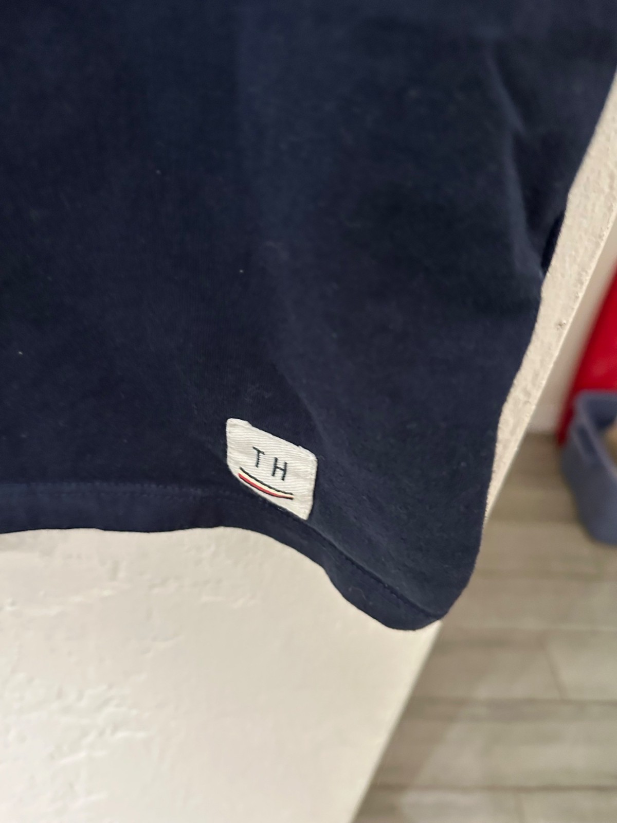 Tommy Hilfiger Blue White Red Cotton T-Shirt Size Medium