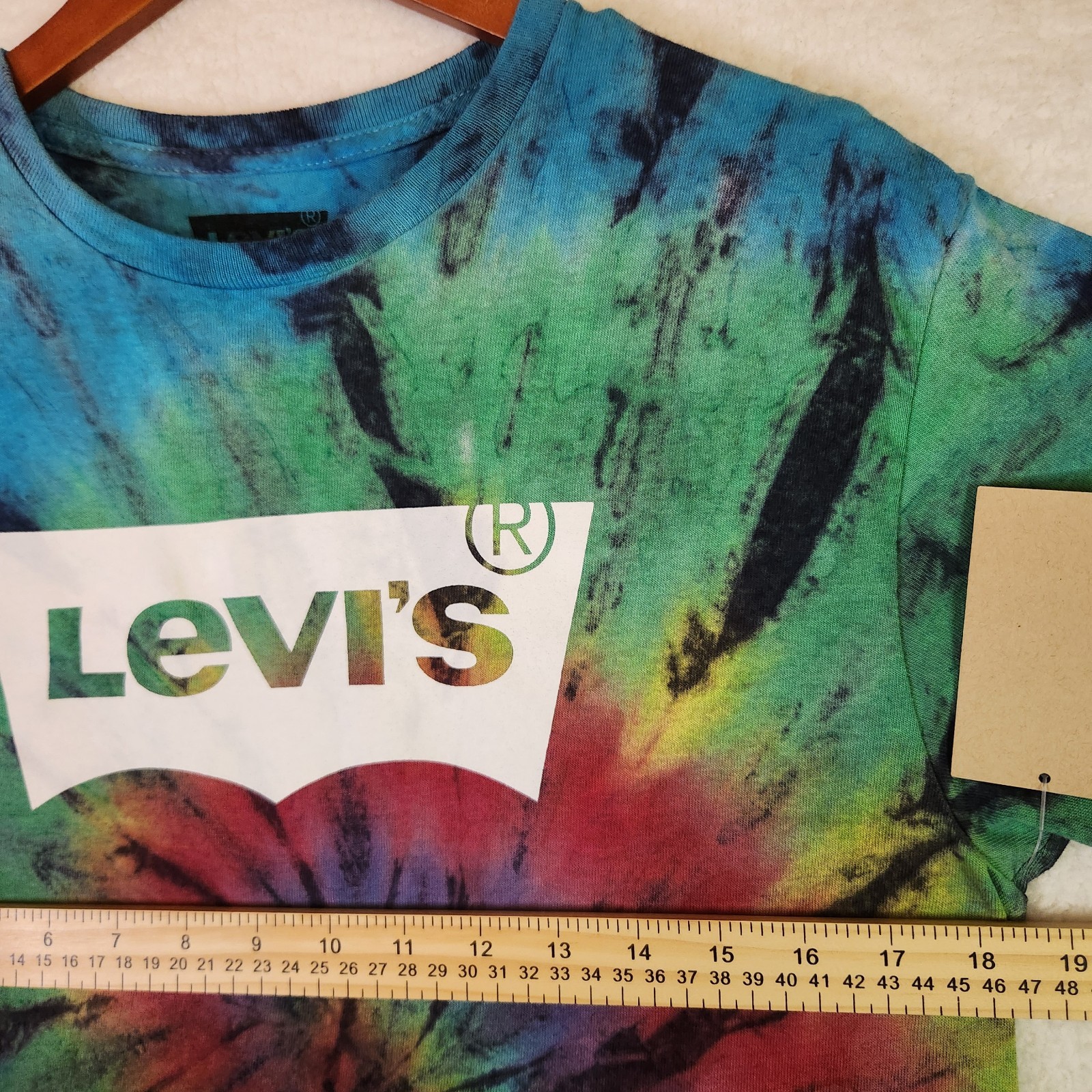 Levi’s Tie Dye Shirt Adult Medium American Classic Colorful Crew Neck Tee Unisex