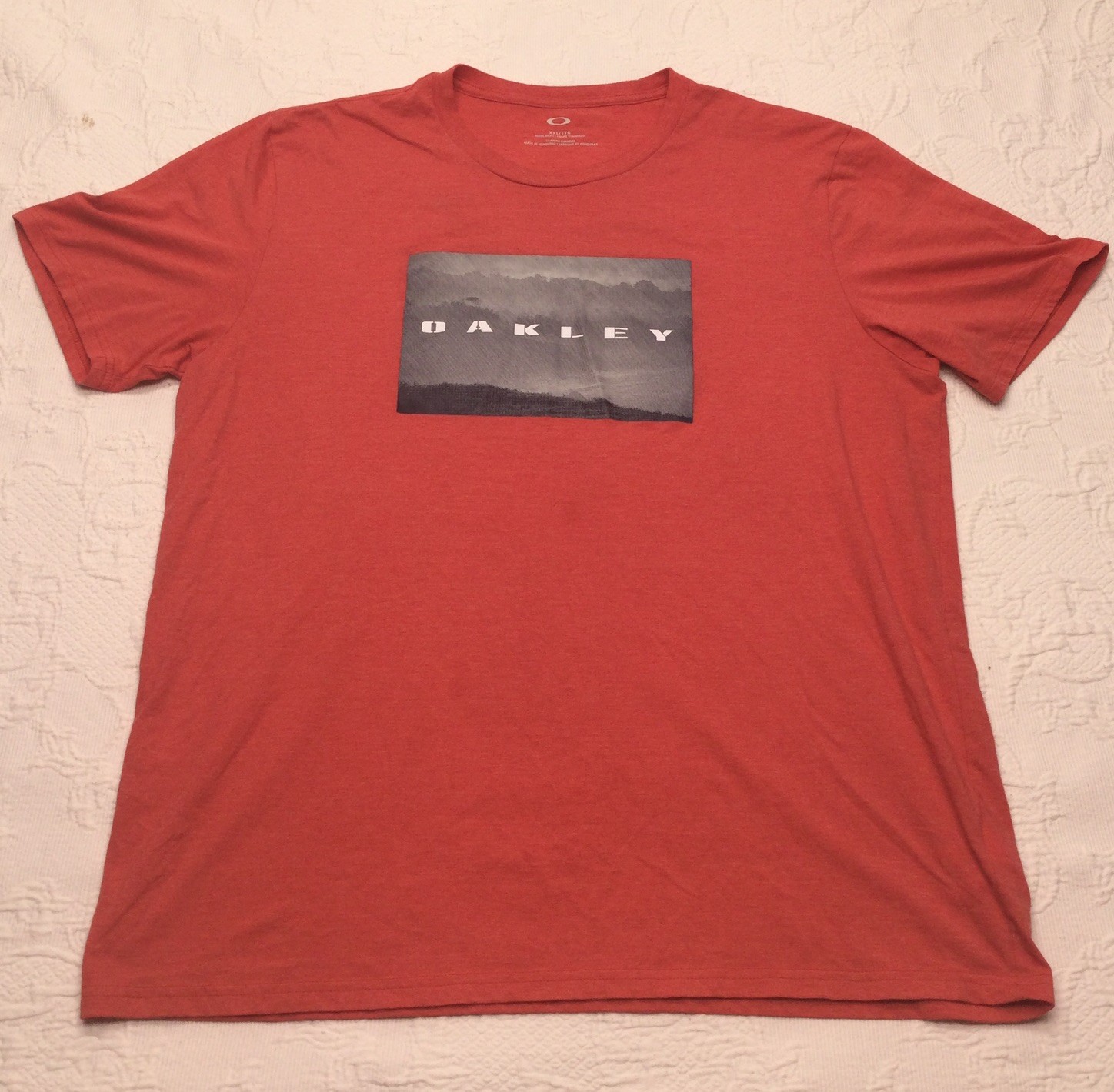Oakley Red Mountain Graphic Tee Shirt Mens Plus XXL Regular Fit Casual Sports