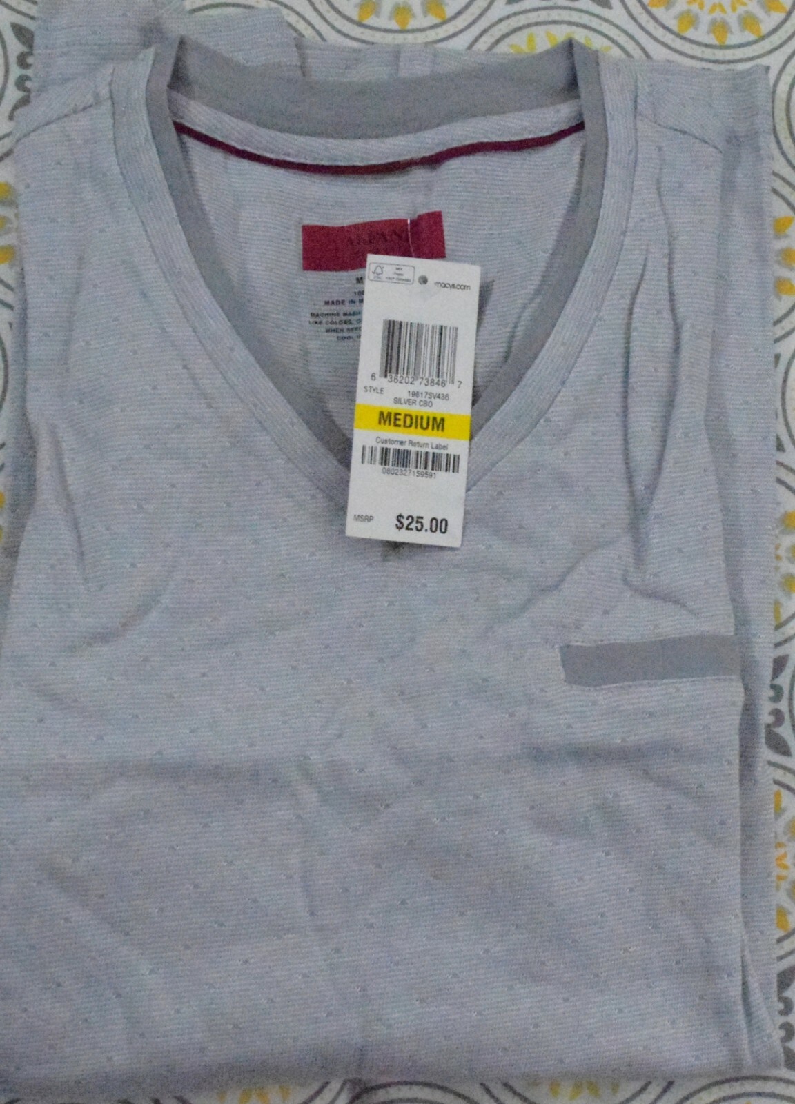 NWT John Ashford Men’s Slim Fit Ken Dot V Neck T Shirt Silver Combo Size Medium