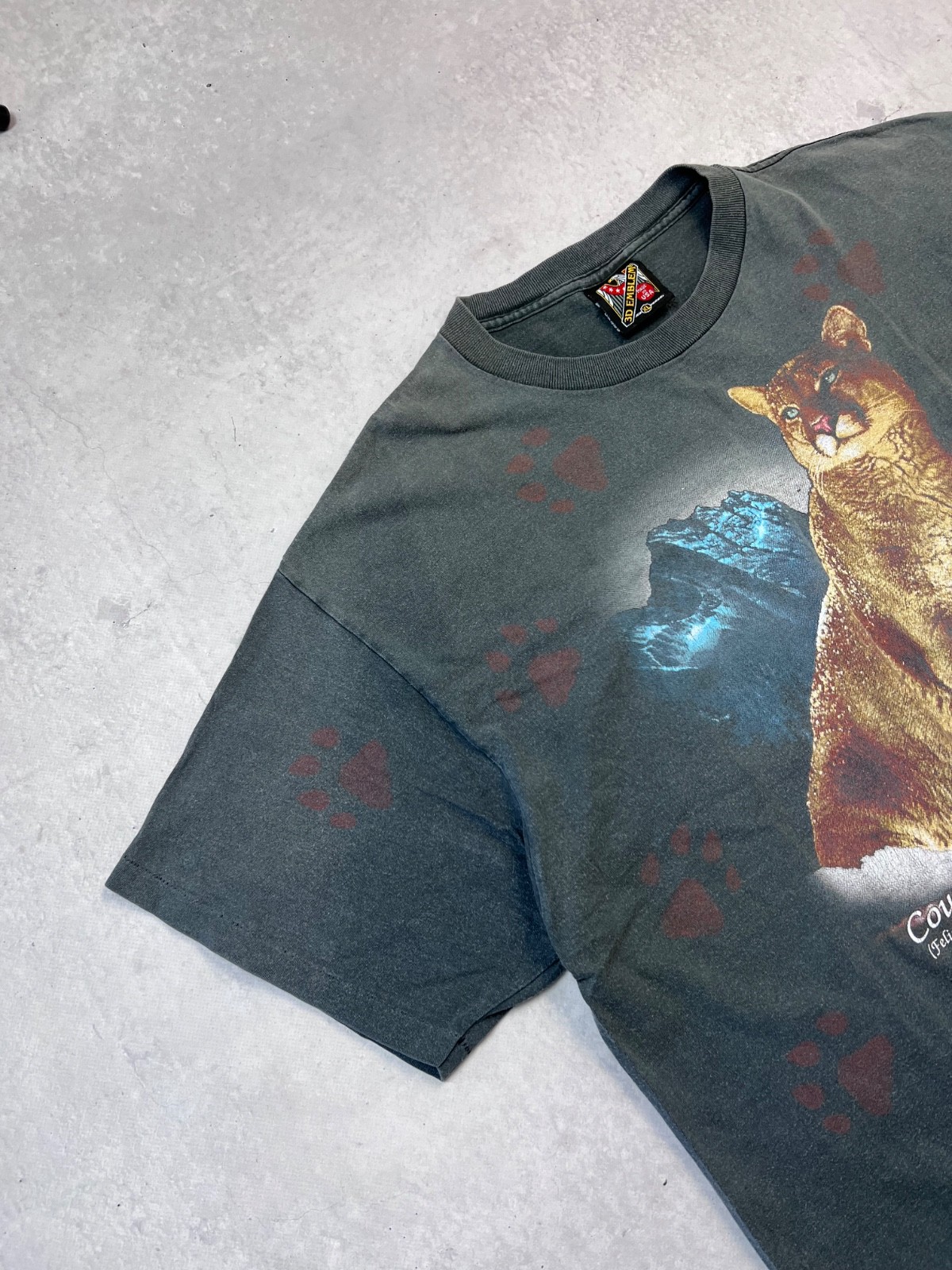 Vintage 1992 3D Emblem Cougar Wildlife Graphic T Shirt XL Made USA Single Stitch