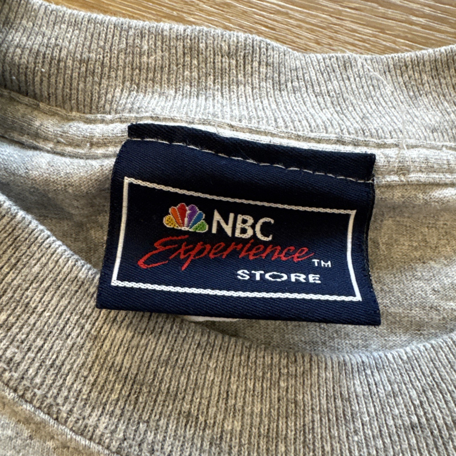 Vintage Friends TV Show Shirt Mens XL NBC Experience Wedding Day 90s Gray