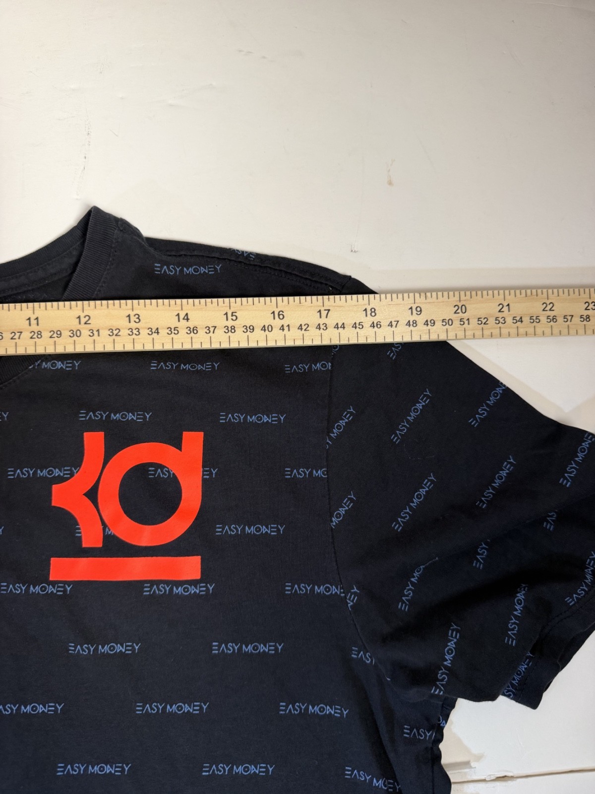 The Nike Tee Large L Black 2016 KD Kevin Durant Easy Money All Over Print Shirt