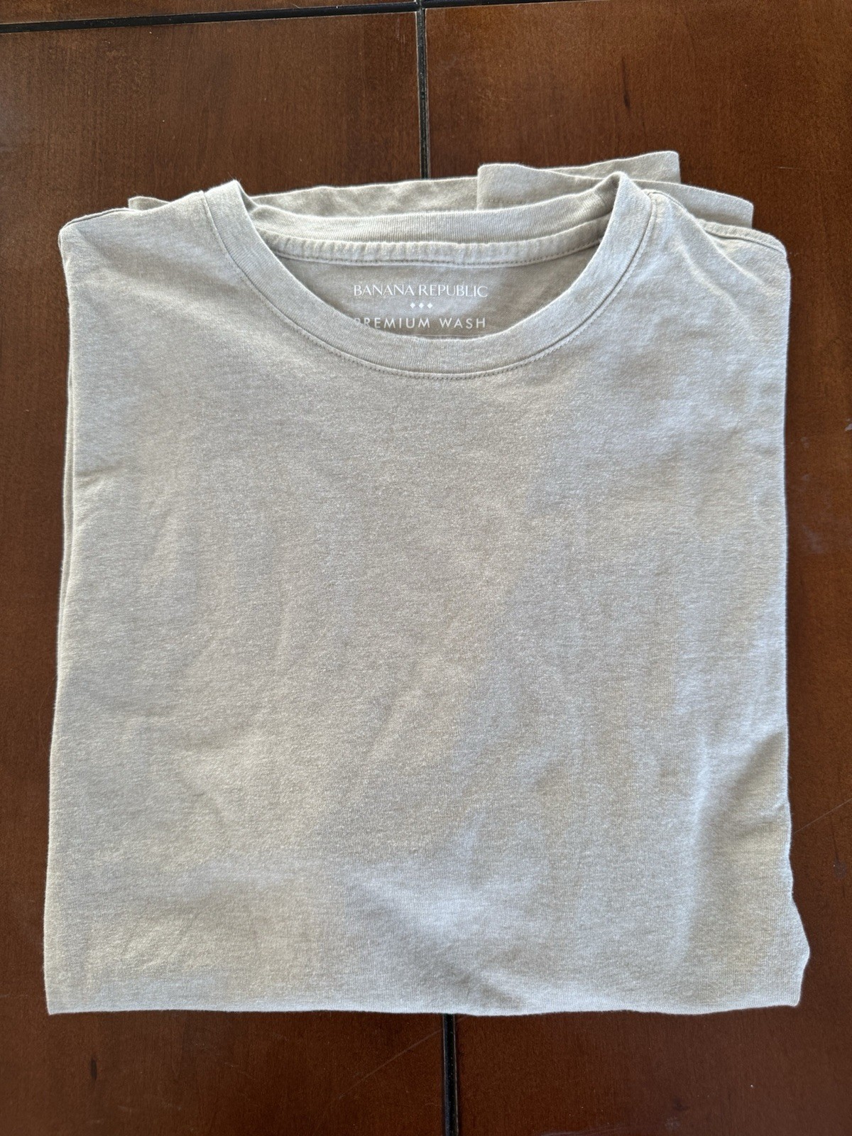 Banana Republic Premium Wash T Shirt Crew Neck Men’s Size L Excellent Condition
