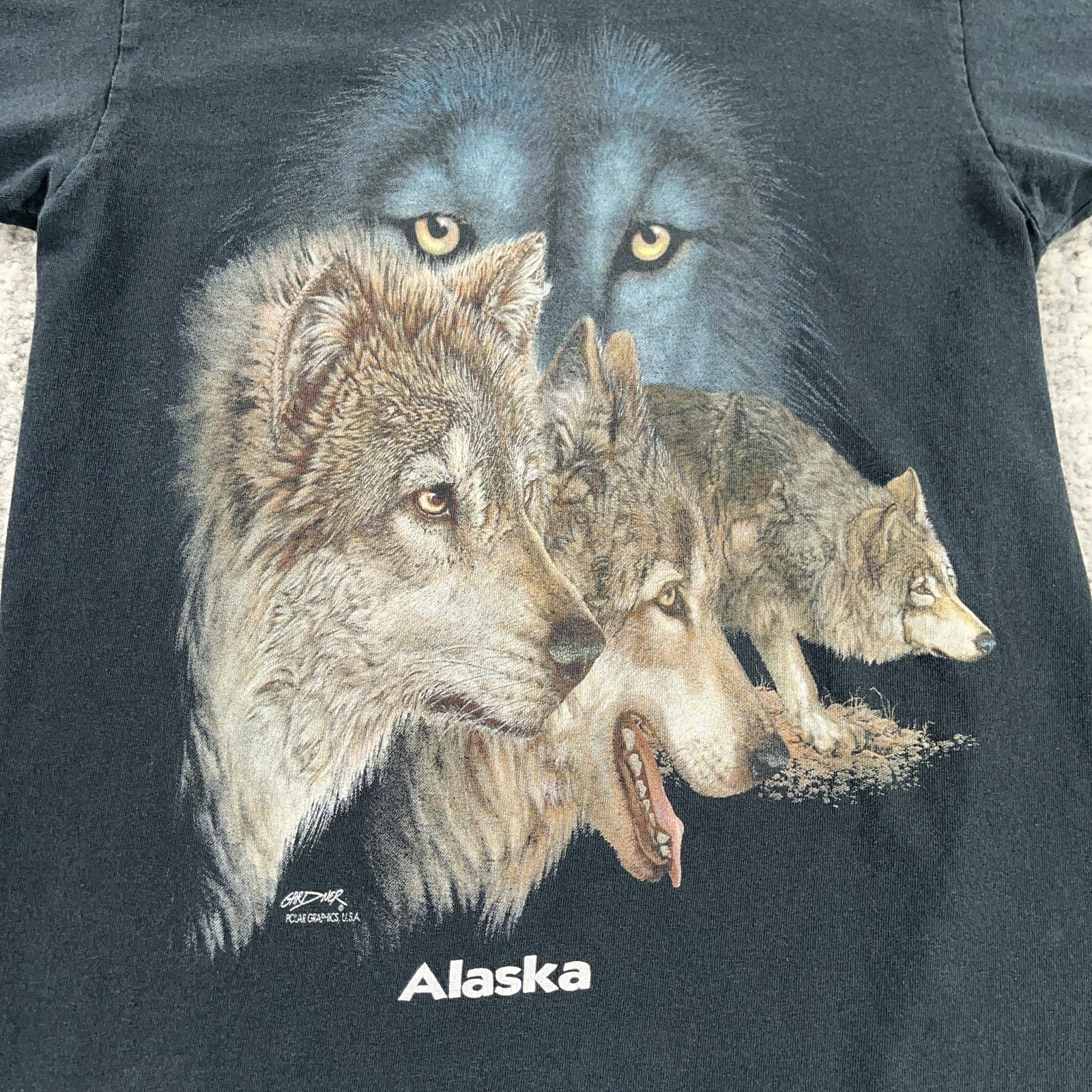 Vintage Alaska Wolves Shirt Mens Small S Wildlife Graphic Tee Polar Graphics 90s