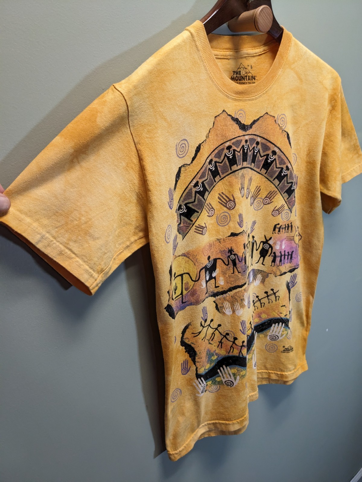 Vintage 1999 The Mountain Native American Indian T-shirt Small Tie-dye Hogan GUC