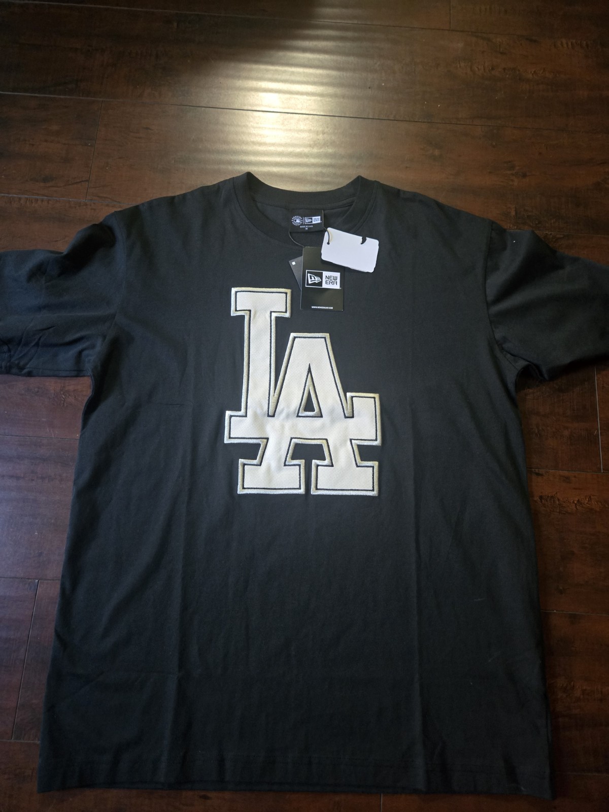 NWT Los Angeles Dodgers New Era LA Stitched Logo Shirt Size Mens Medium