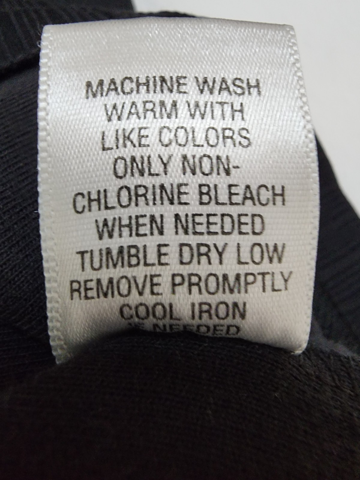 Croft & Barrow Easy Care All Black Fitted Crew Ribbed T-Shirt Men’s Large Y2K