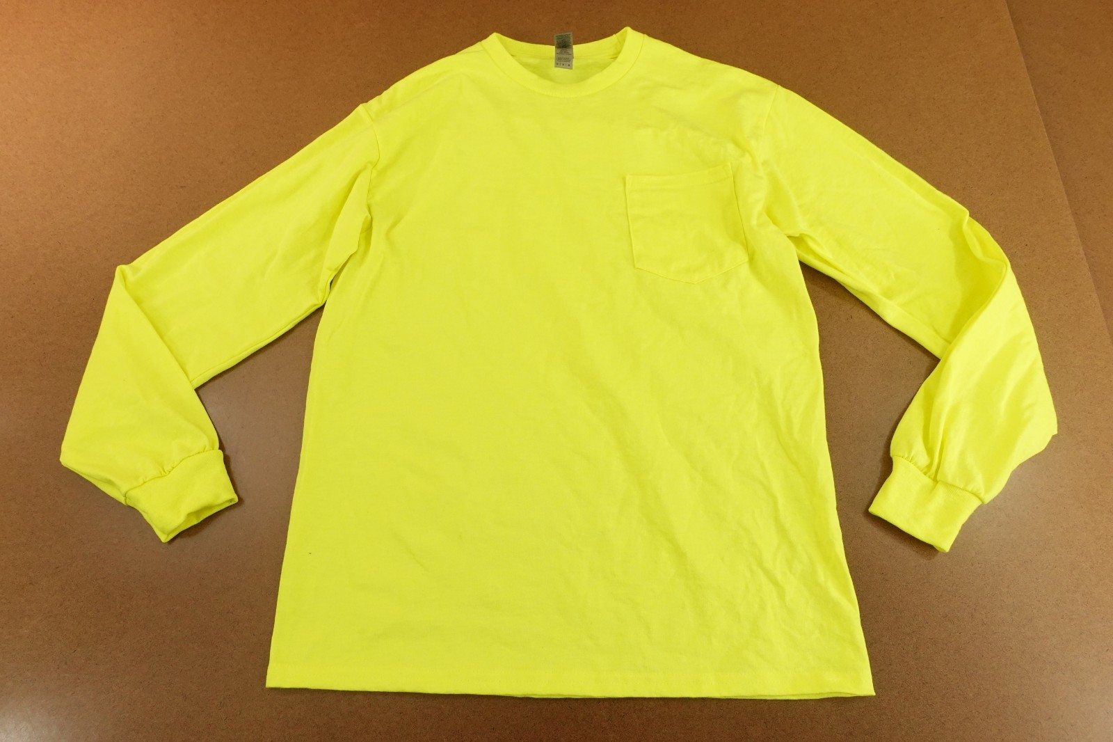 Gildan Ultra Cotton Mens Medium Safety Yellow Long Sleeve Crew Neck T-Shirt New