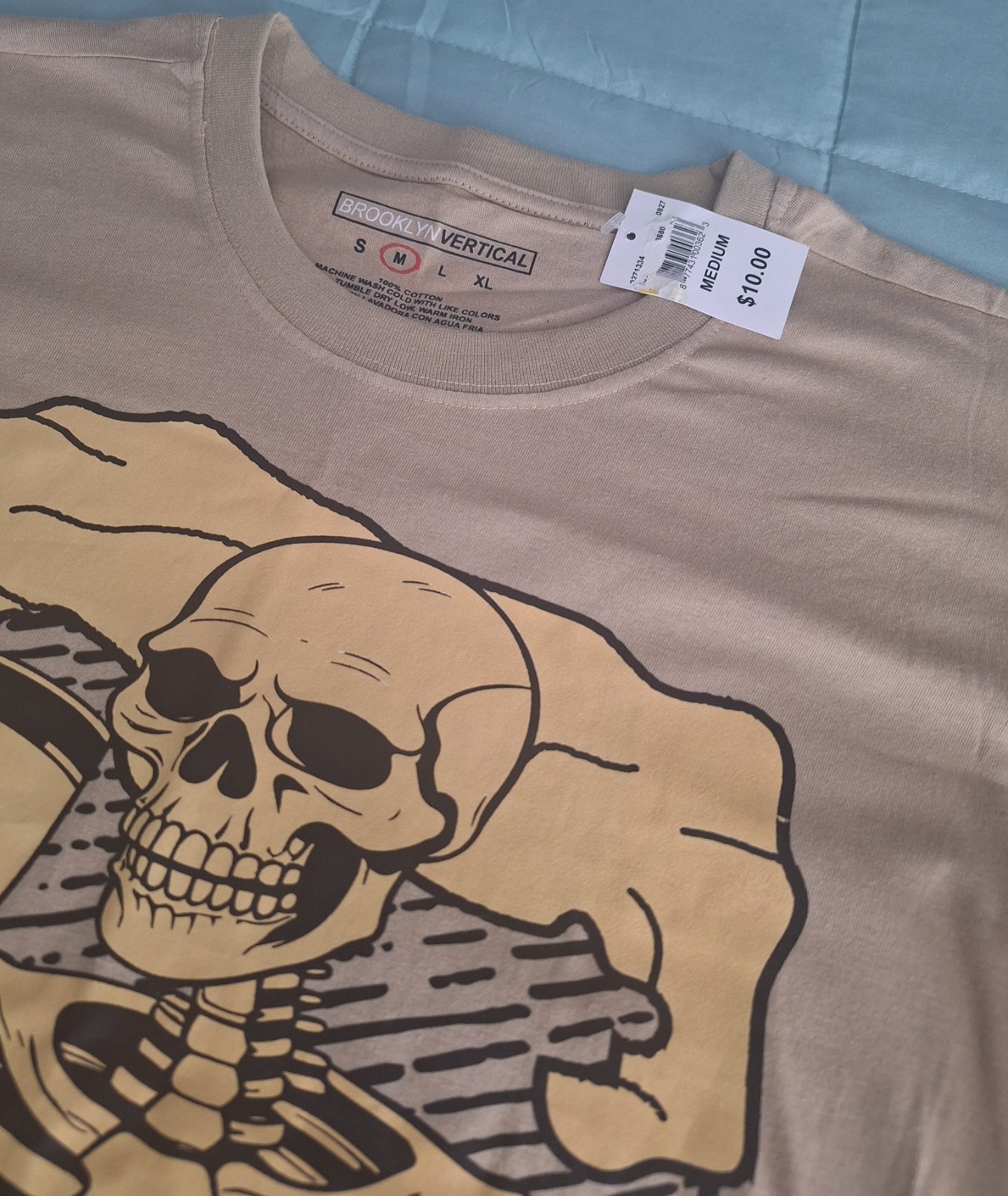 BROOKLYN VERTICAL- MENS- DRINK RESPONSIBLY- SIZE M- NWT- SKELETON