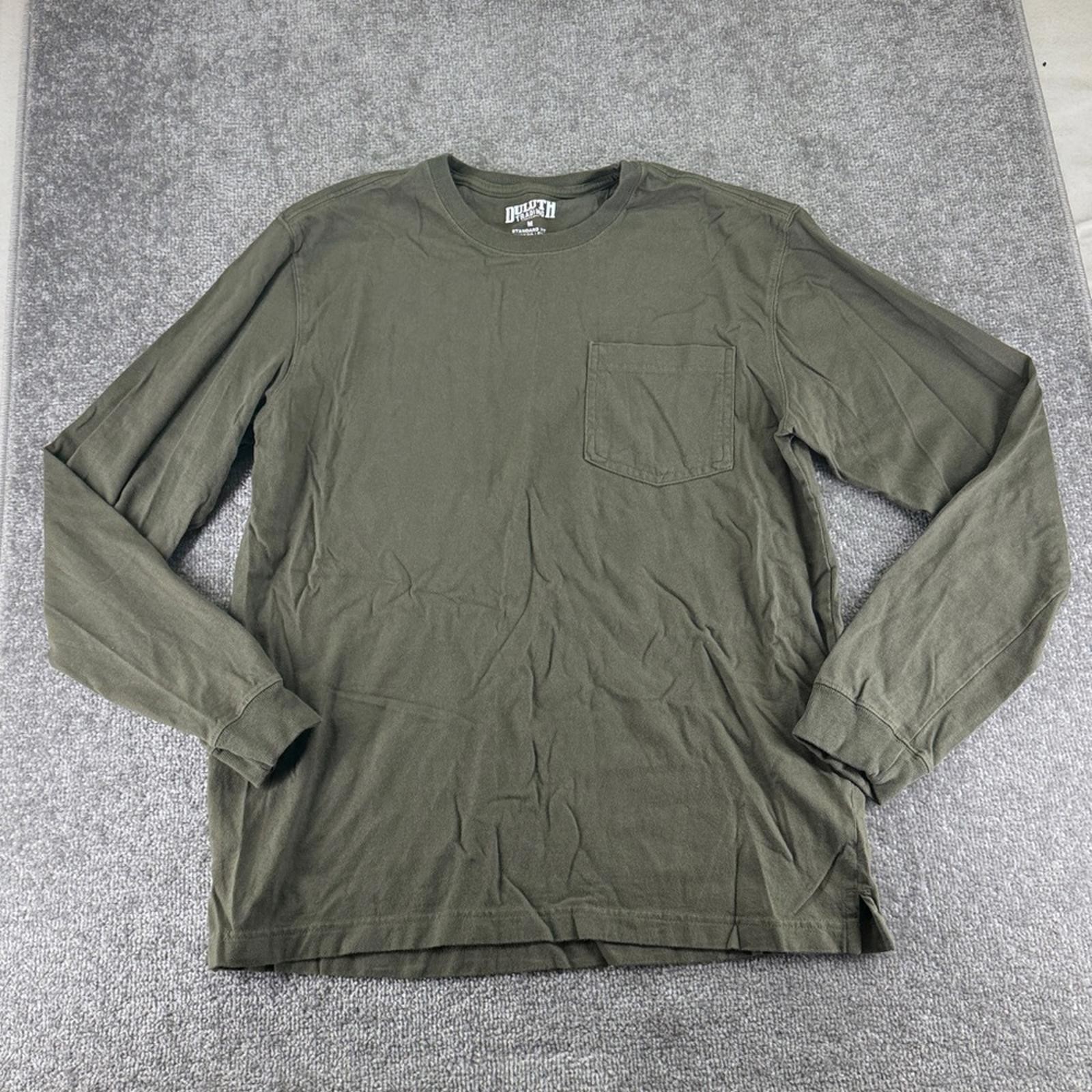 Duluth Long Sleeve Green Longtail T Shirt Untucked Length Standard Fit Mens M