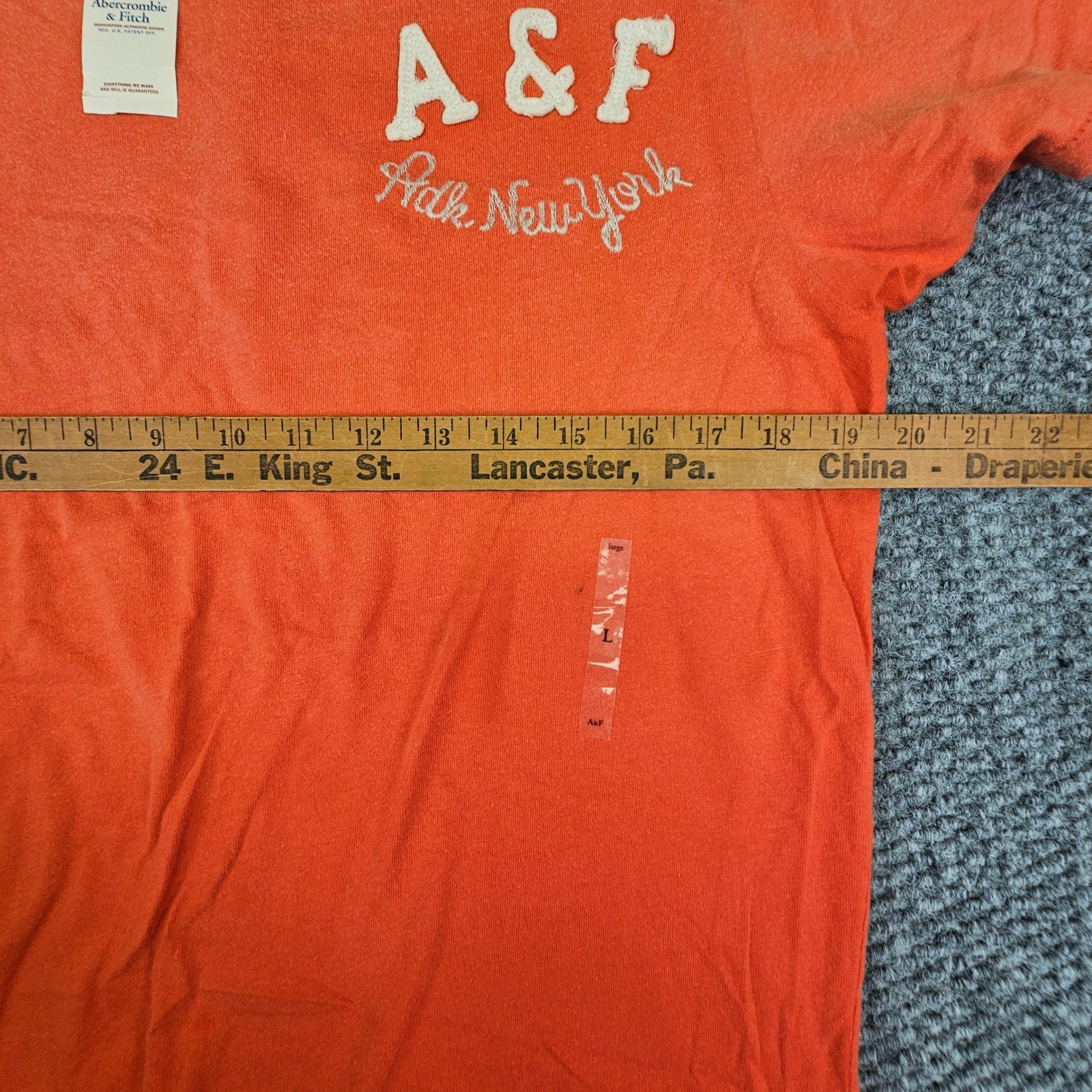 Abercrombie & Fitch Mens Orange Muscle Tee Vintage Applique New York Shirt L NWT