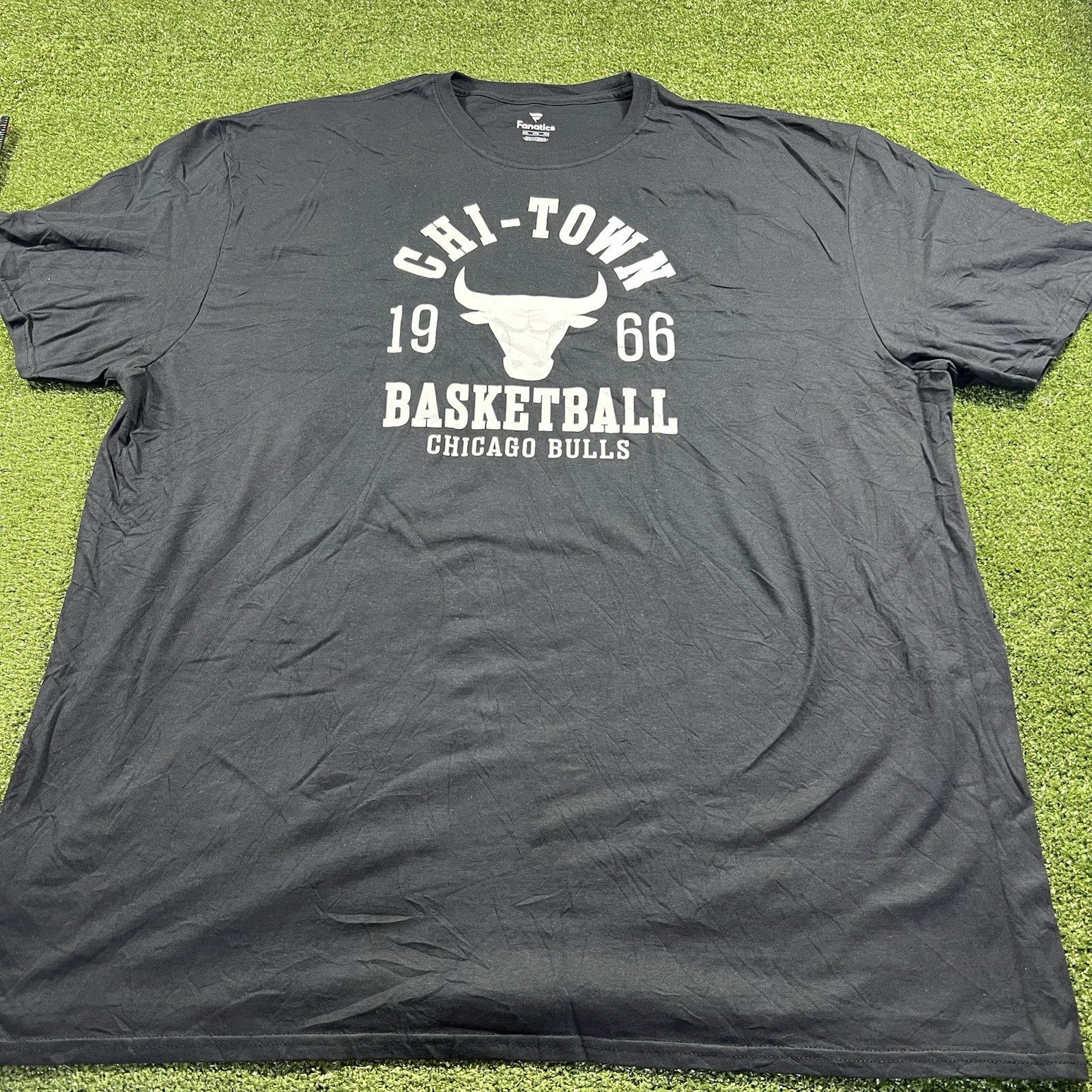 Chicago Bulls Fanatics T-Shirt Men’s Size 4XL NWOT Black