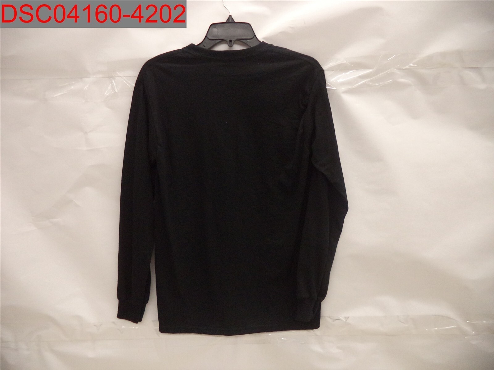 Stain, Gildan Men’s Black Dry Blend 50/50 Long Sleeve Crewneck Tee, Size S